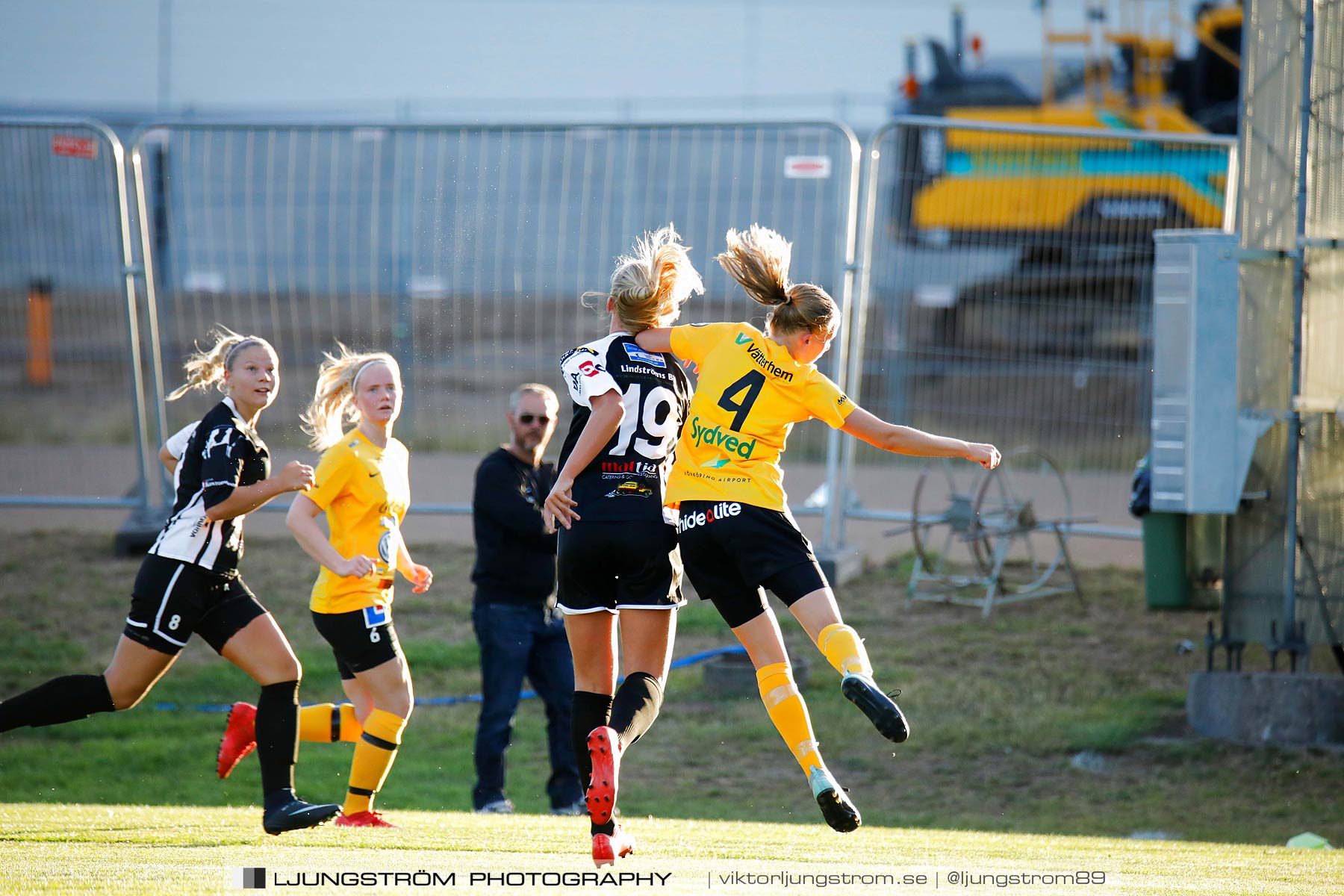 Skövde KIK/Våmb-Mariebo IK 2-2,dam,Lillegårdens IP,Skövde,Sverige,Fotboll,,2018,203974