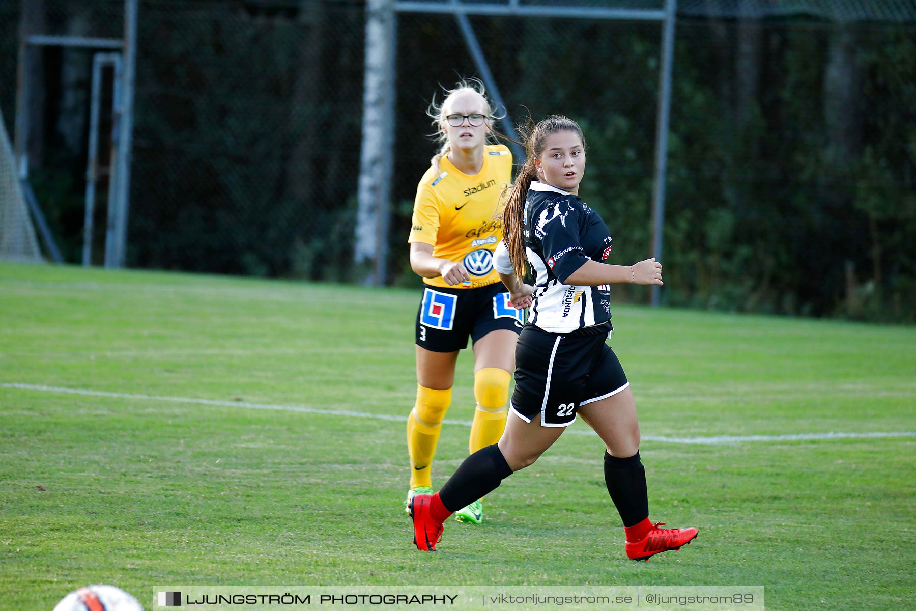 Skövde KIK/Våmb-Mariebo IK 2-2,dam,Lillegårdens IP,Skövde,Sverige,Fotboll,,2018,203986