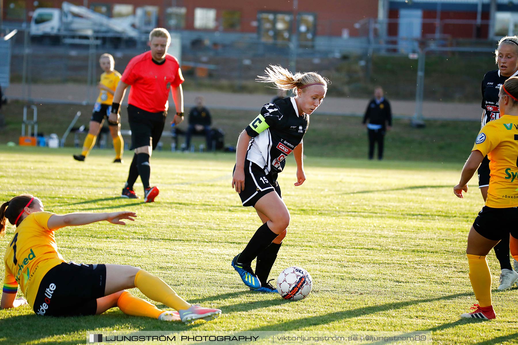 Skövde KIK/Våmb-Mariebo IK 2-2,dam,Lillegårdens IP,Skövde,Sverige,Fotboll,,2018,203989