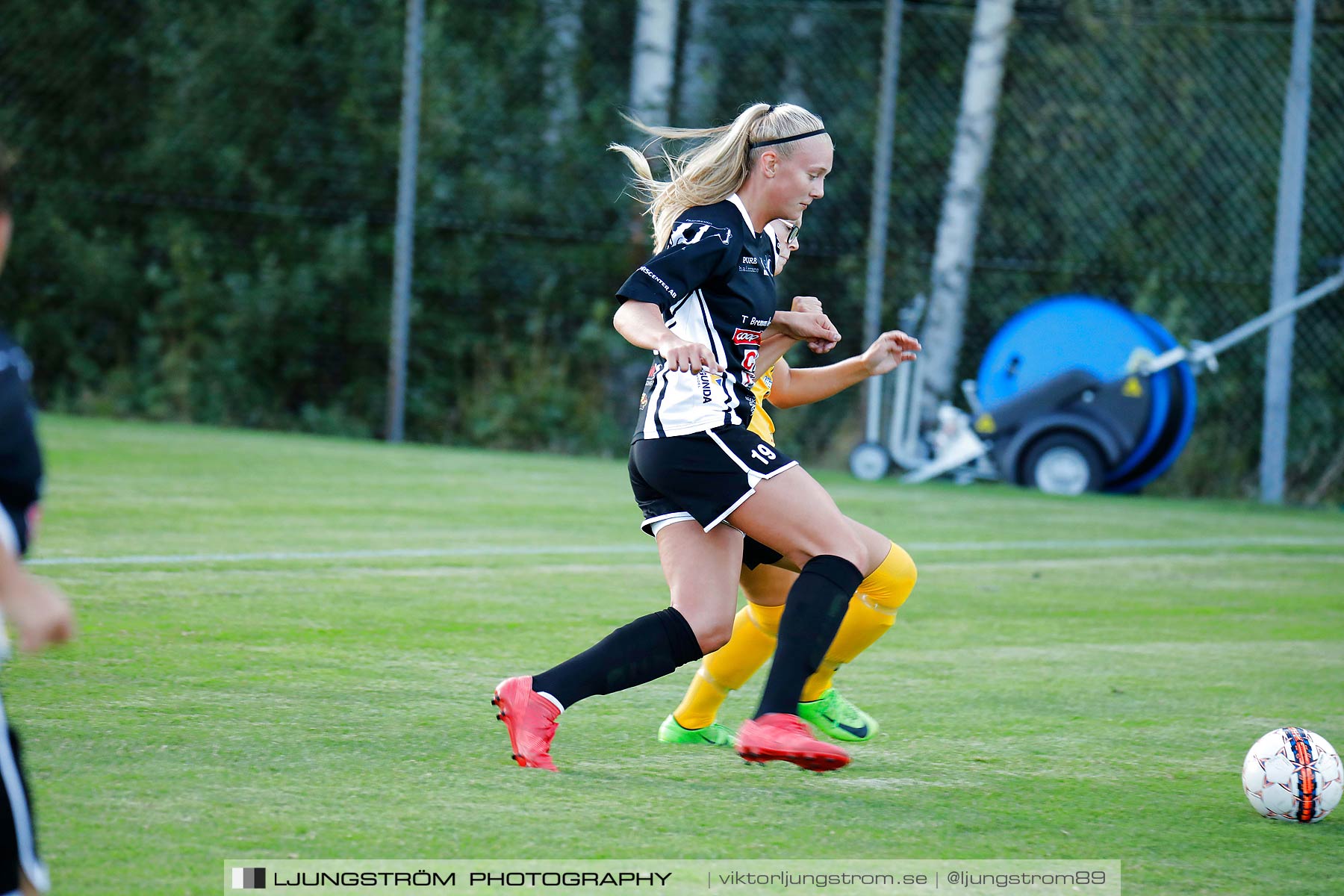 Skövde KIK/Våmb-Mariebo IK 2-2,dam,Lillegårdens IP,Skövde,Sverige,Fotboll,,2018,203990