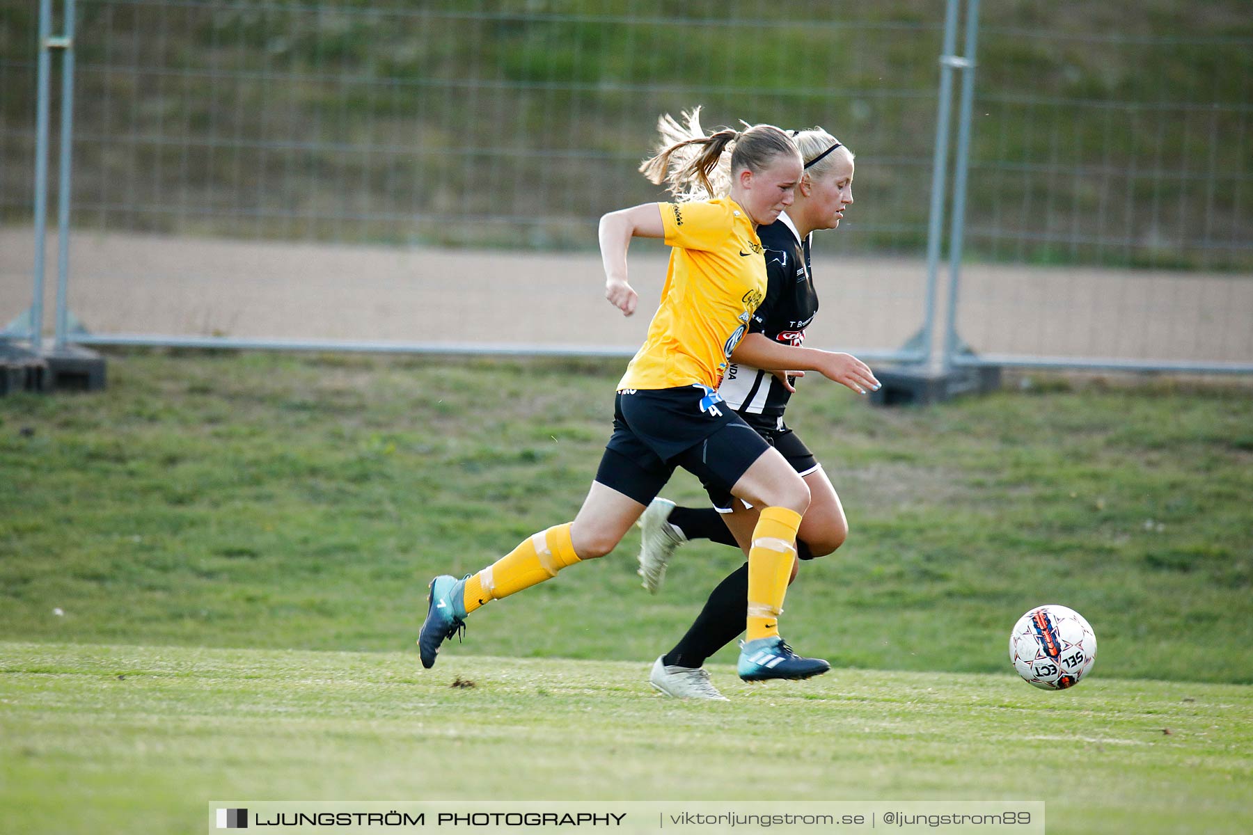 Skövde KIK/Våmb-Mariebo IK 2-2,dam,Lillegårdens IP,Skövde,Sverige,Fotboll,,2018,204015