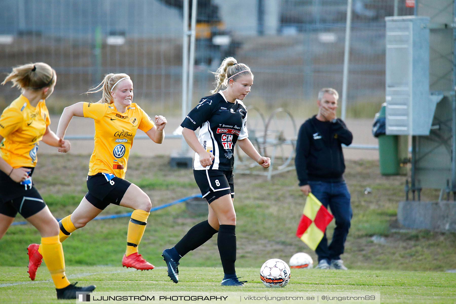 Skövde KIK/Våmb-Mariebo IK 2-2,dam,Lillegårdens IP,Skövde,Sverige,Fotboll,,2018,204030