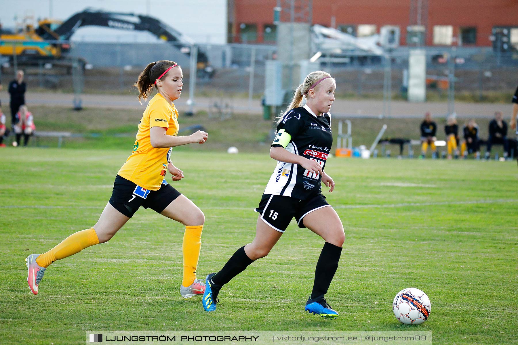 Skövde KIK/Våmb-Mariebo IK 2-2,dam,Lillegårdens IP,Skövde,Sverige,Fotboll,,2018,204032