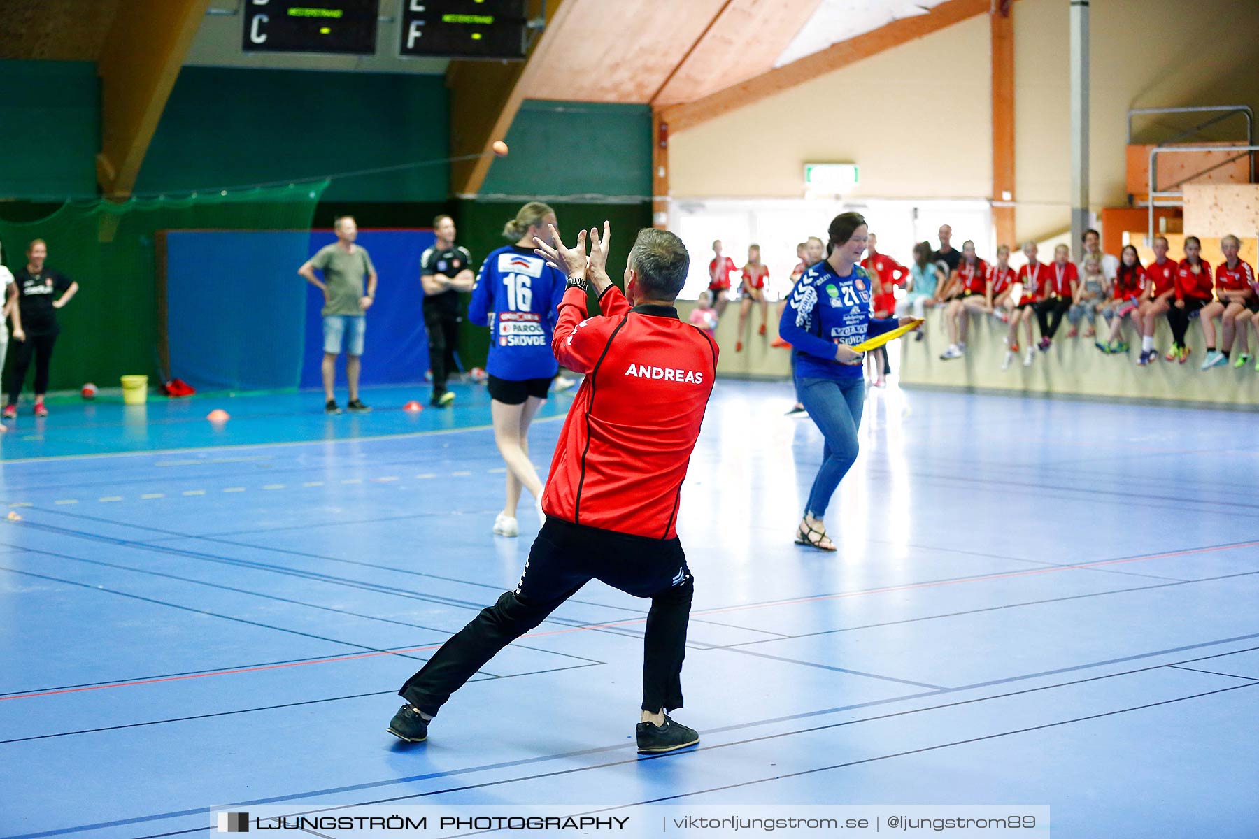 Skövde HF Ungdomsavslutning,dam,Skövde Idrottshall,Skövde,Sverige,Handboll,,2016,204084