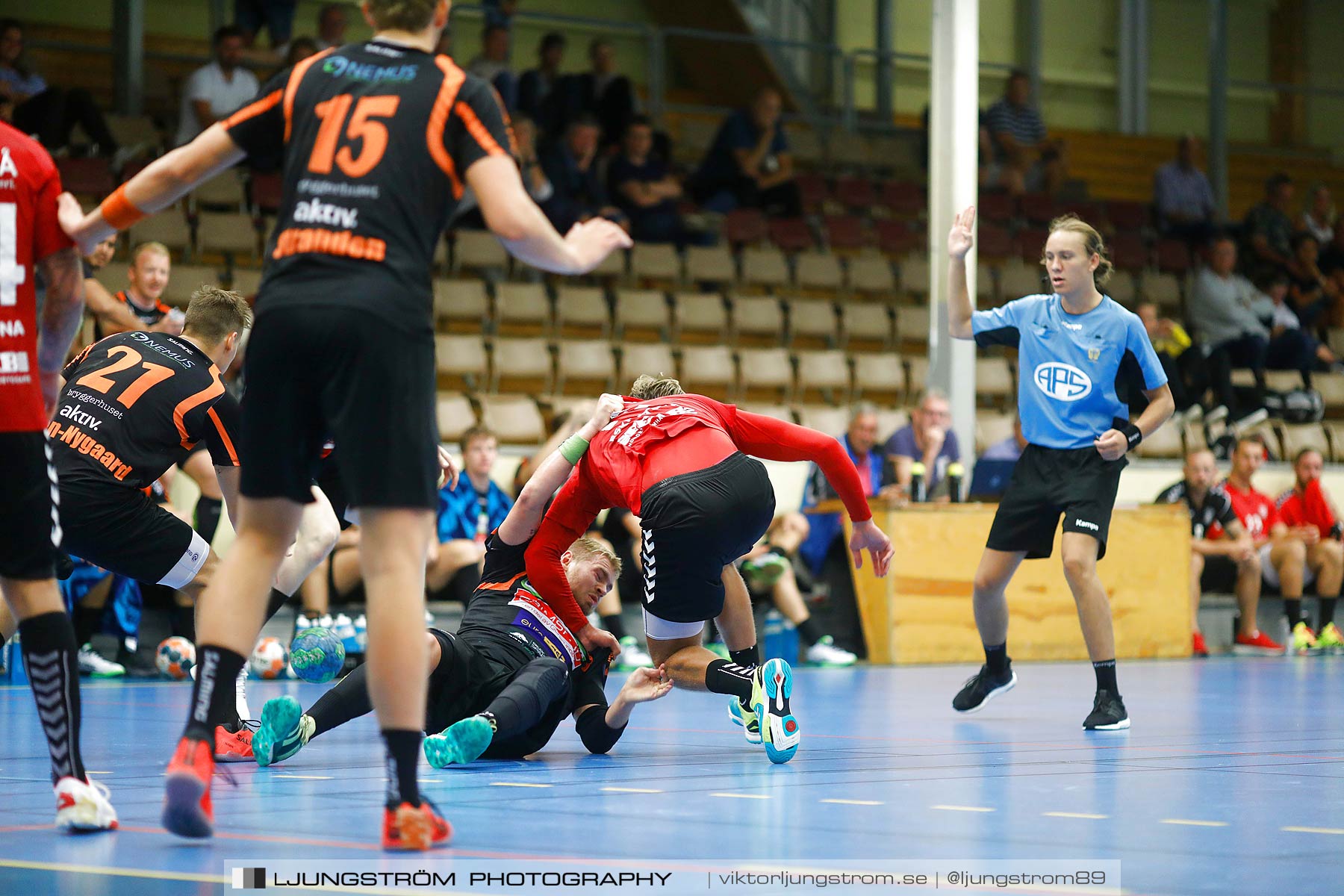 Nordic Choice Hotel Elit Cup Eskilstuna Guif-Halden Topphåndball 28-24,herr,Skövde Idrottshall,Skövde,Sverige,Handboll,,2018,204277