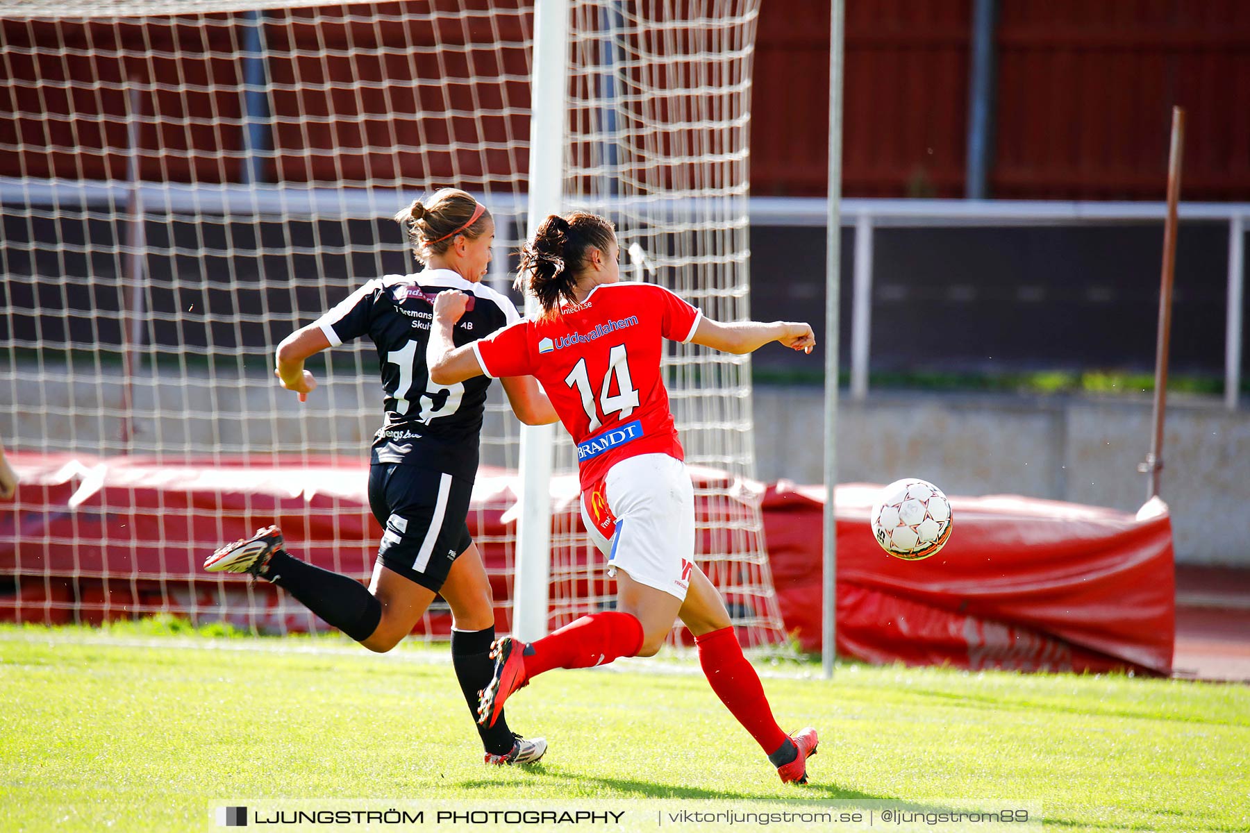 Skövde KIK-IK Rössö Uddevalla 5-3,dam,Södermalms IP,Skövde,Sverige,Fotboll,,2018,205085