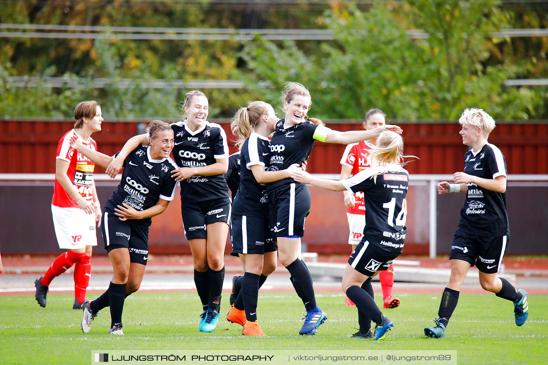 Skövde KIK-IK Rössö Uddevalla 5-3,dam,Södermalms IP,Skövde,Sverige,Fotboll,,2018,205139