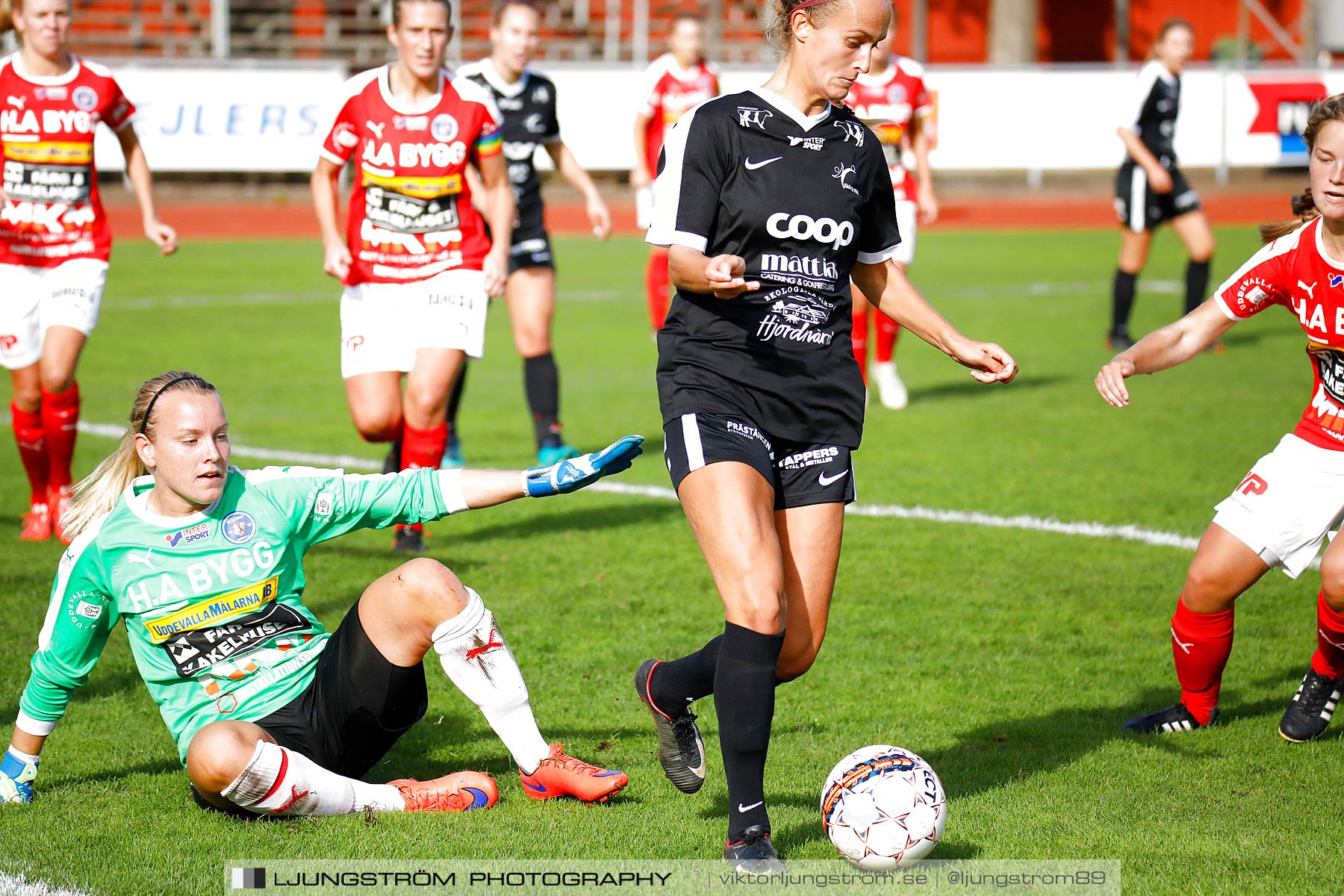 Skövde KIK-IK Rössö Uddevalla 5-3,dam,Södermalms IP,Skövde,Sverige,Fotboll,,2018,205162