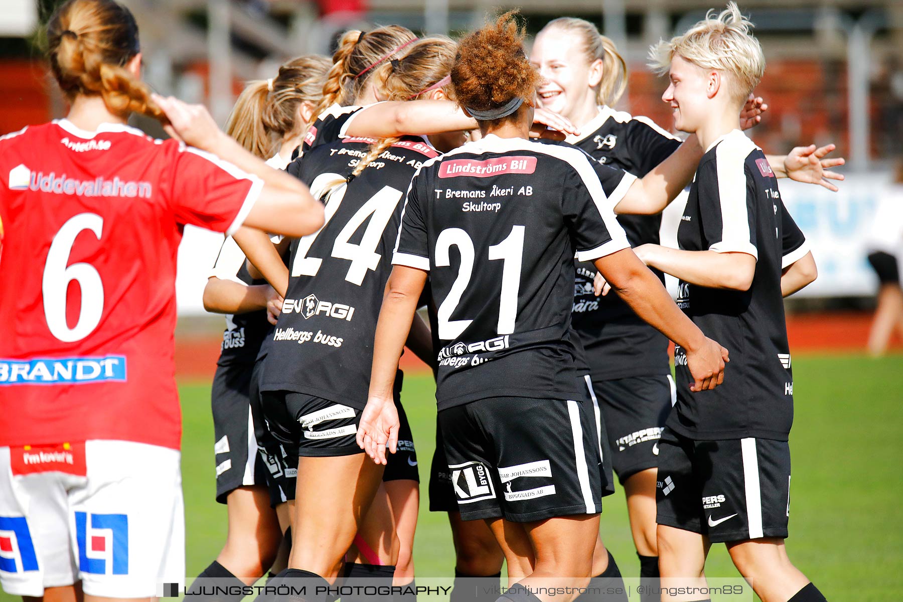 Skövde KIK-IK Rössö Uddevalla 5-3,dam,Södermalms IP,Skövde,Sverige,Fotboll,,2018,205175