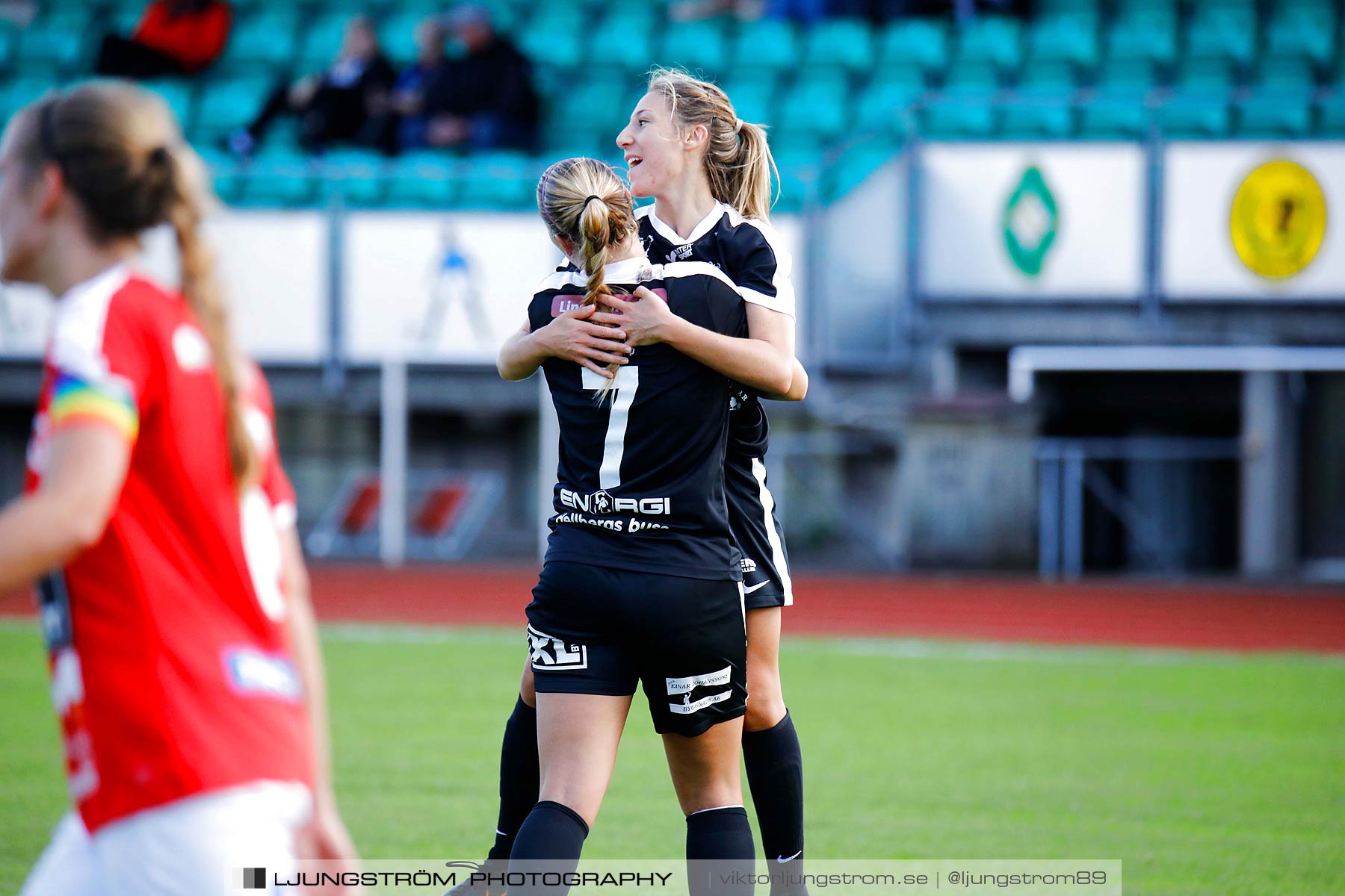 Skövde KIK-IK Rössö Uddevalla 5-3,dam,Södermalms IP,Skövde,Sverige,Fotboll,,2018,205182