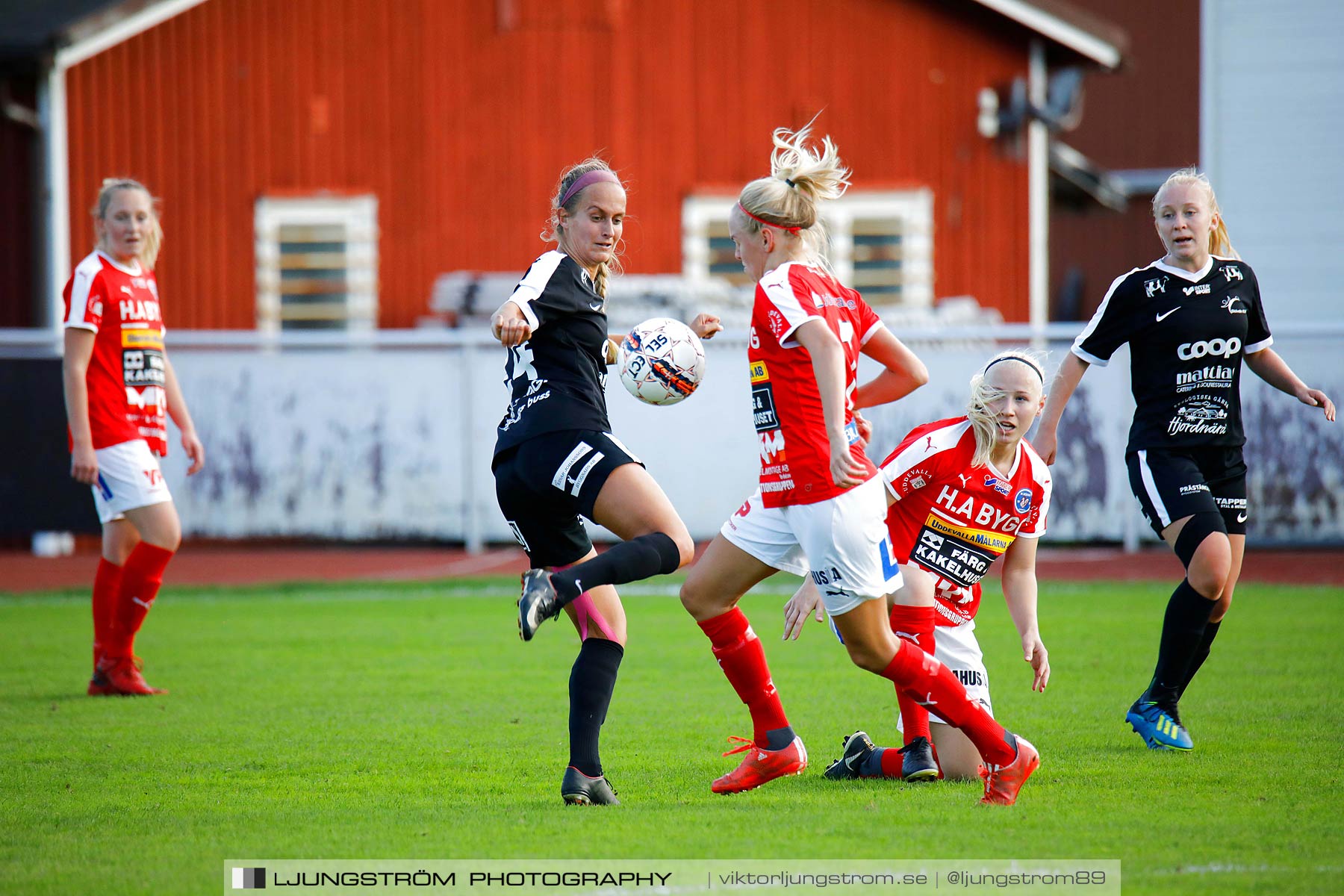 Skövde KIK-IK Rössö Uddevalla 5-3,dam,Södermalms IP,Skövde,Sverige,Fotboll,,2018,205198