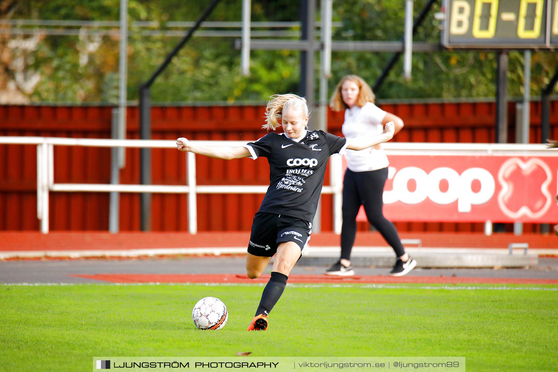 Skövde KIK-IK Rössö Uddevalla 5-3,dam,Södermalms IP,Skövde,Sverige,Fotboll,,2018,205200