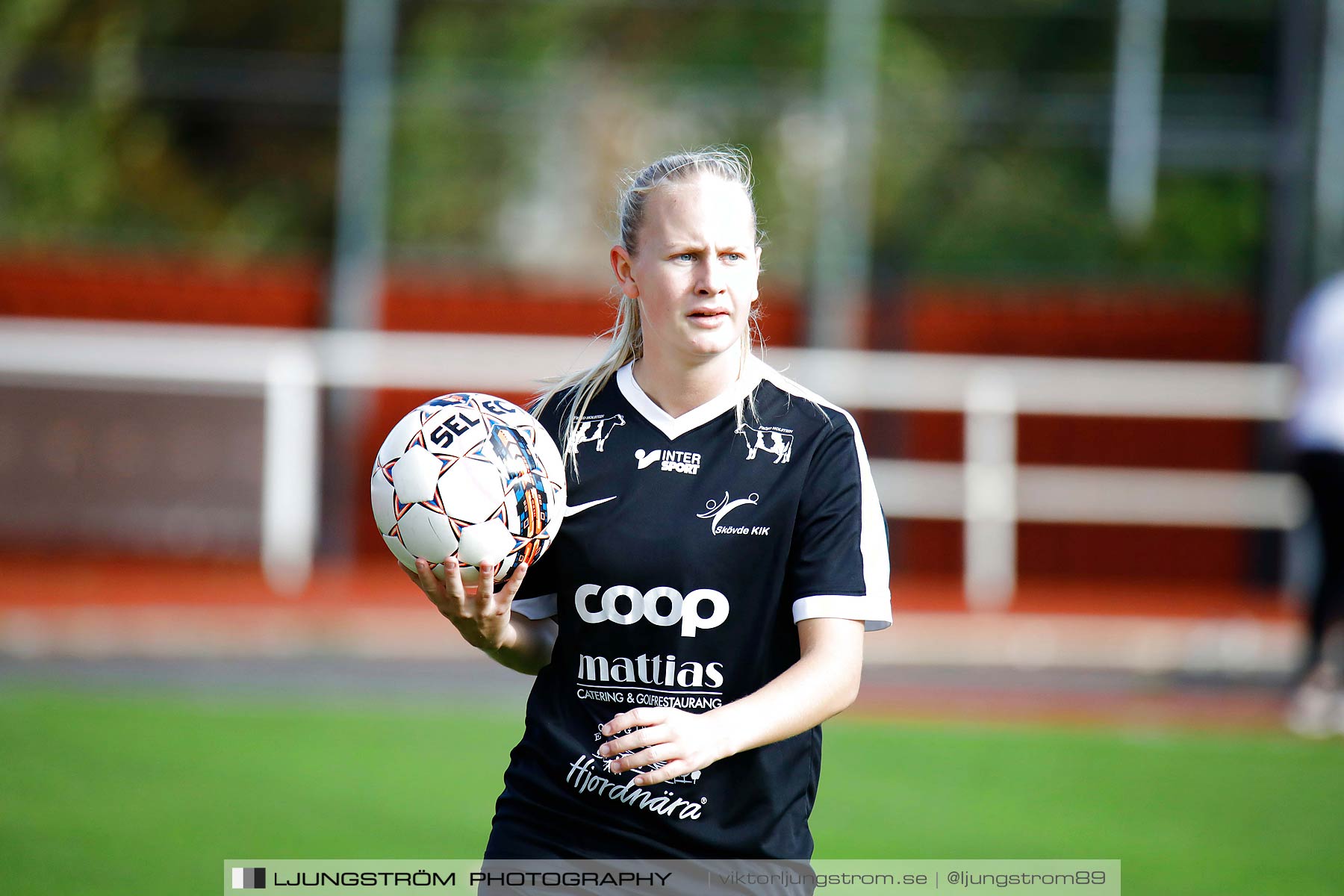 Skövde KIK-IK Rössö Uddevalla 5-3,dam,Södermalms IP,Skövde,Sverige,Fotboll,,2018,205203