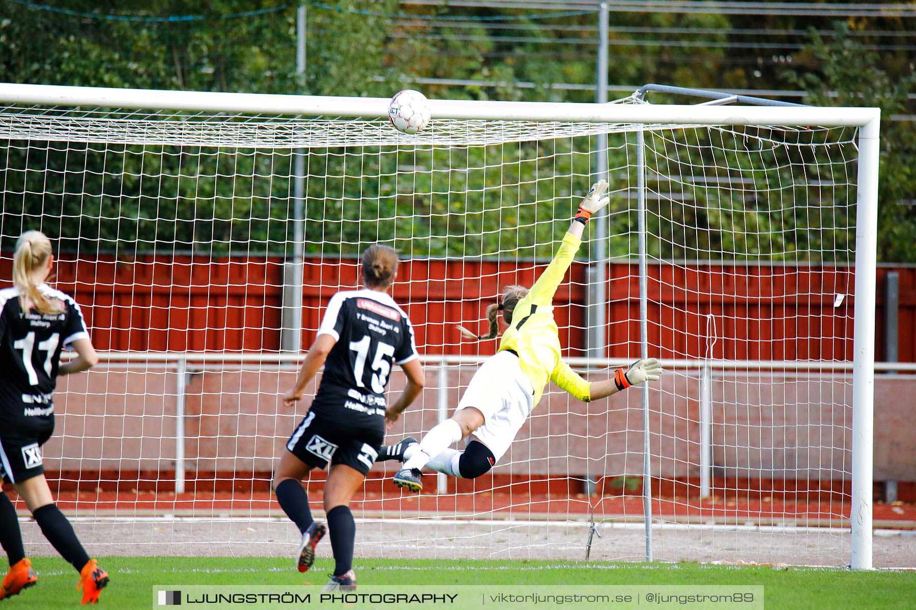 Skövde KIK-IK Rössö Uddevalla 5-3,dam,Södermalms IP,Skövde,Sverige,Fotboll,,2018,205223