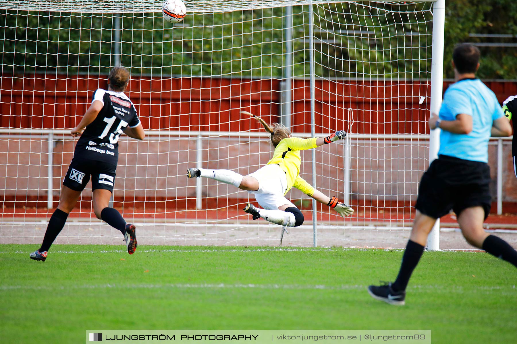 Skövde KIK-IK Rössö Uddevalla 5-3,dam,Södermalms IP,Skövde,Sverige,Fotboll,,2018,205224