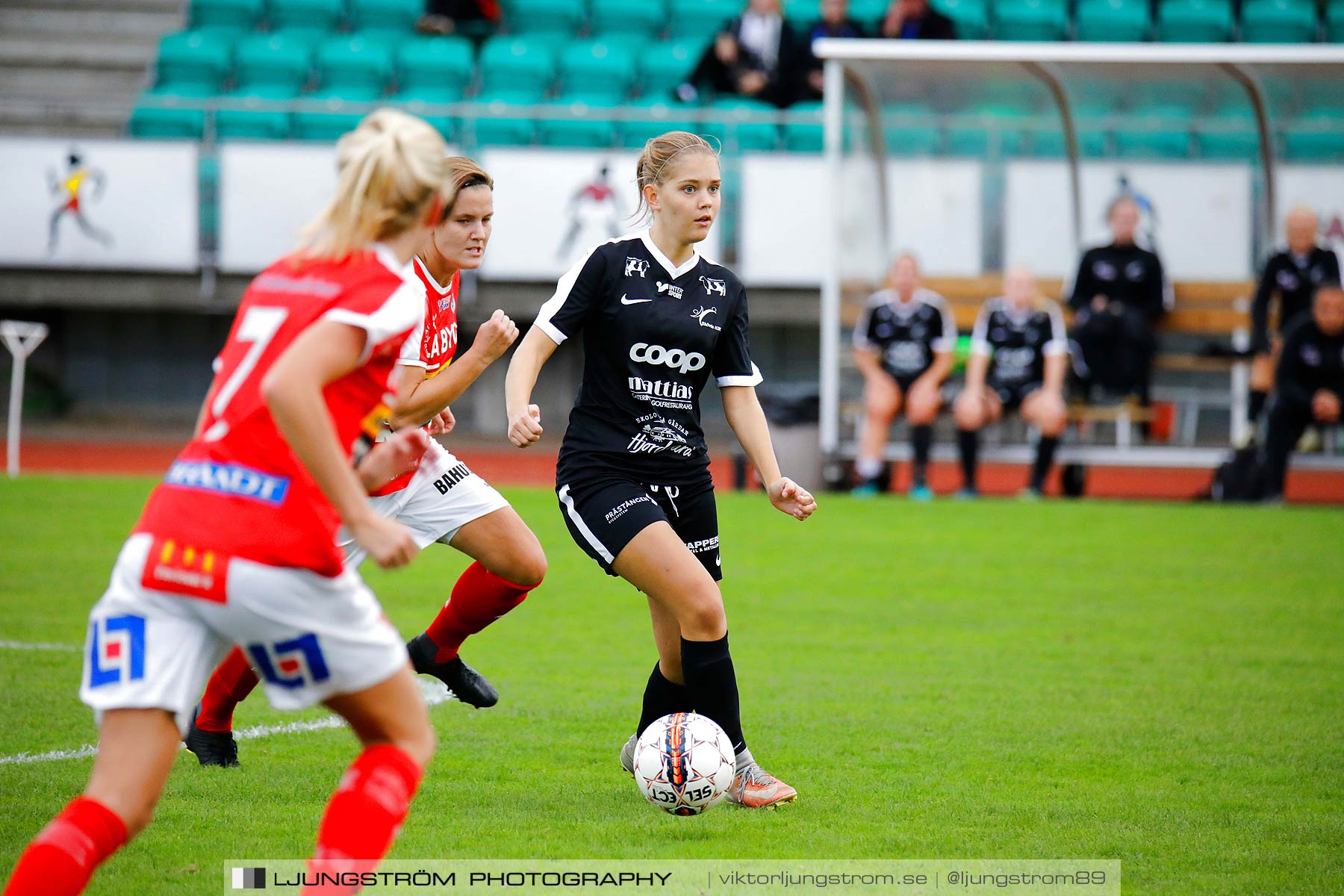 Skövde KIK-IK Rössö Uddevalla 5-3,dam,Södermalms IP,Skövde,Sverige,Fotboll,,2018,205263