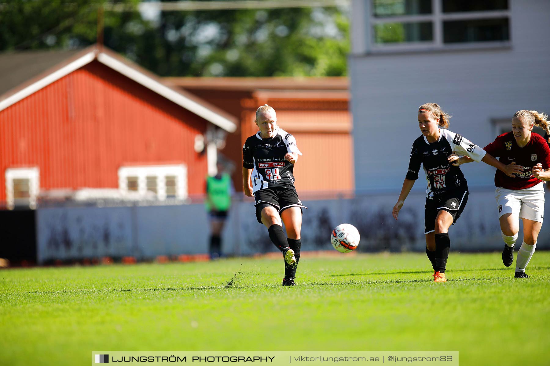 Skövde KIK-Qviding FIF 0-1,dam,Södermalms IP,Skövde,Sverige,Fotboll,,2018,205499