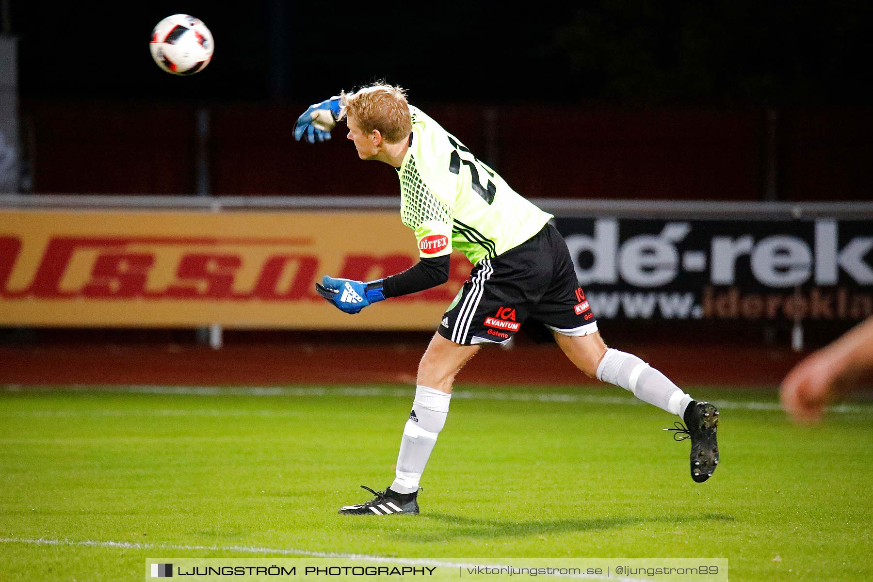 IFK Skövde FK-Götene IF 1-0,herr,Södermalms IP,Skövde,Sverige,Fotboll,,2018,206623