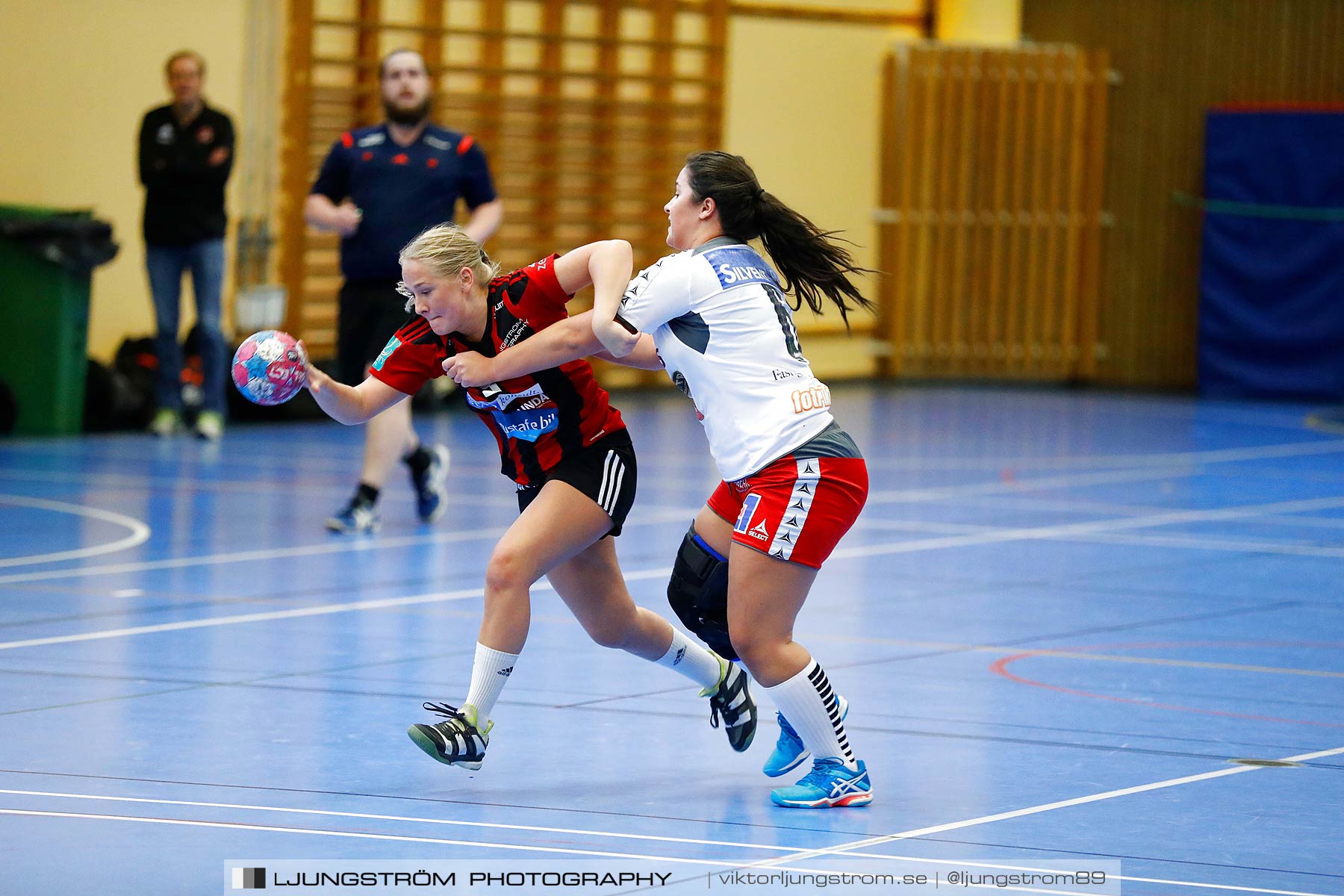 HK Country-Borås HK 84 27-20,dam,Arena Skövde,Skövde,Sverige,Handboll,,2018,207398