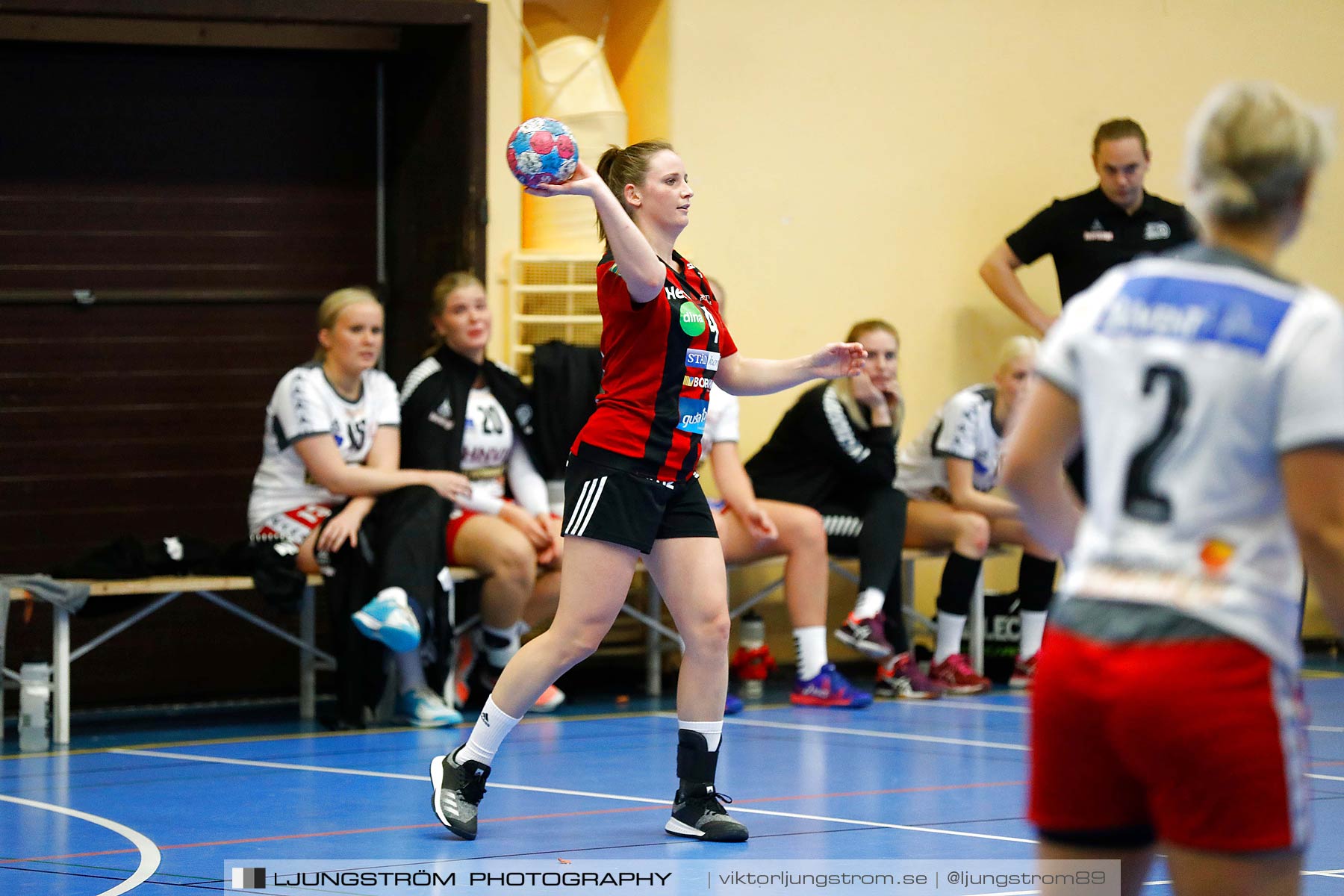 HK Country-Borås HK 84 27-20,dam,Arena Skövde,Skövde,Sverige,Handboll,,2018,207403