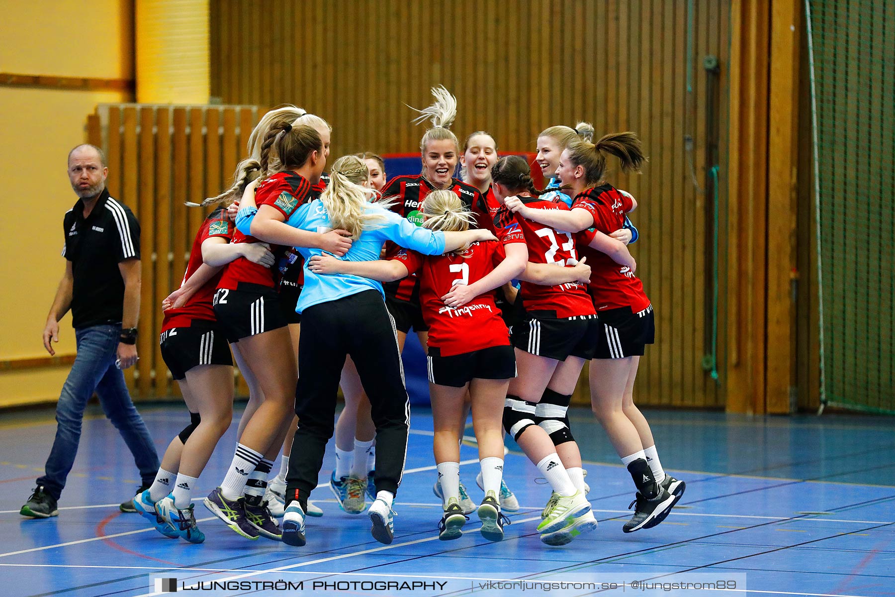 HK Country-Borås HK 84 27-20,dam,Arena Skövde,Skövde,Sverige,Handboll,,2018,207420