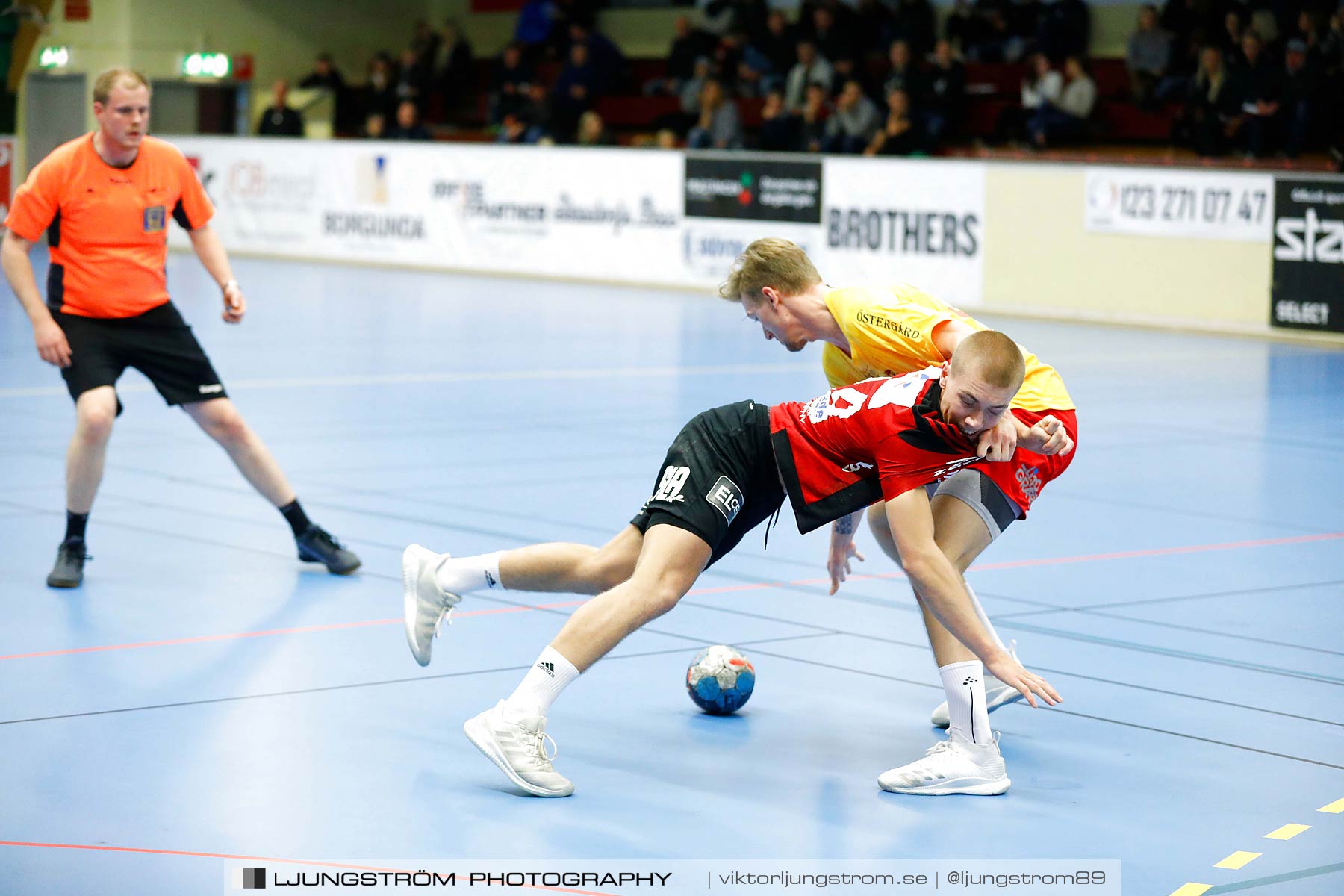 HK Country-Vinslövs HK 26-33,herr,Skövde Idrottshall,Skövde,Sverige,Handboll,,2018,208383