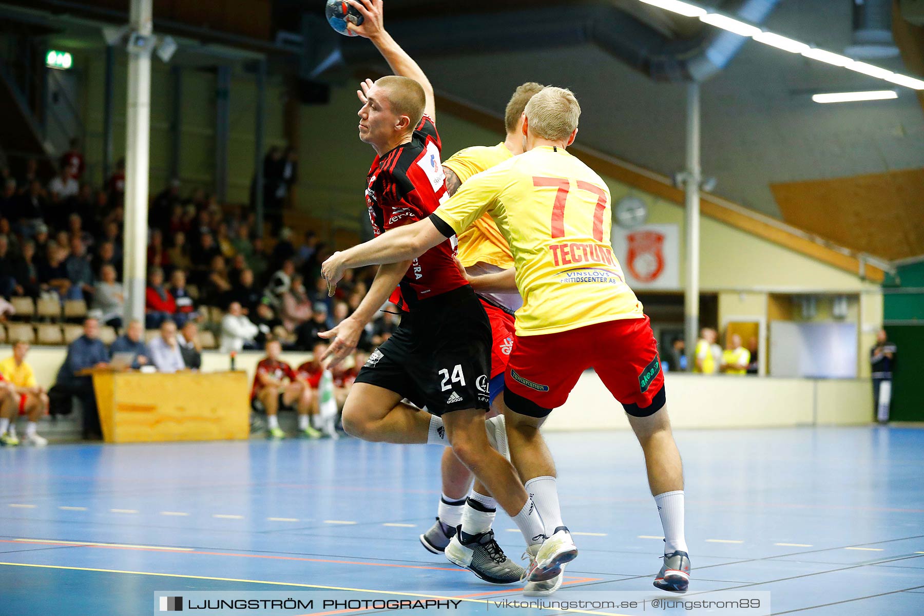 HK Country-Vinslövs HK 26-33,herr,Skövde Idrottshall,Skövde,Sverige,Handboll,,2018,208402