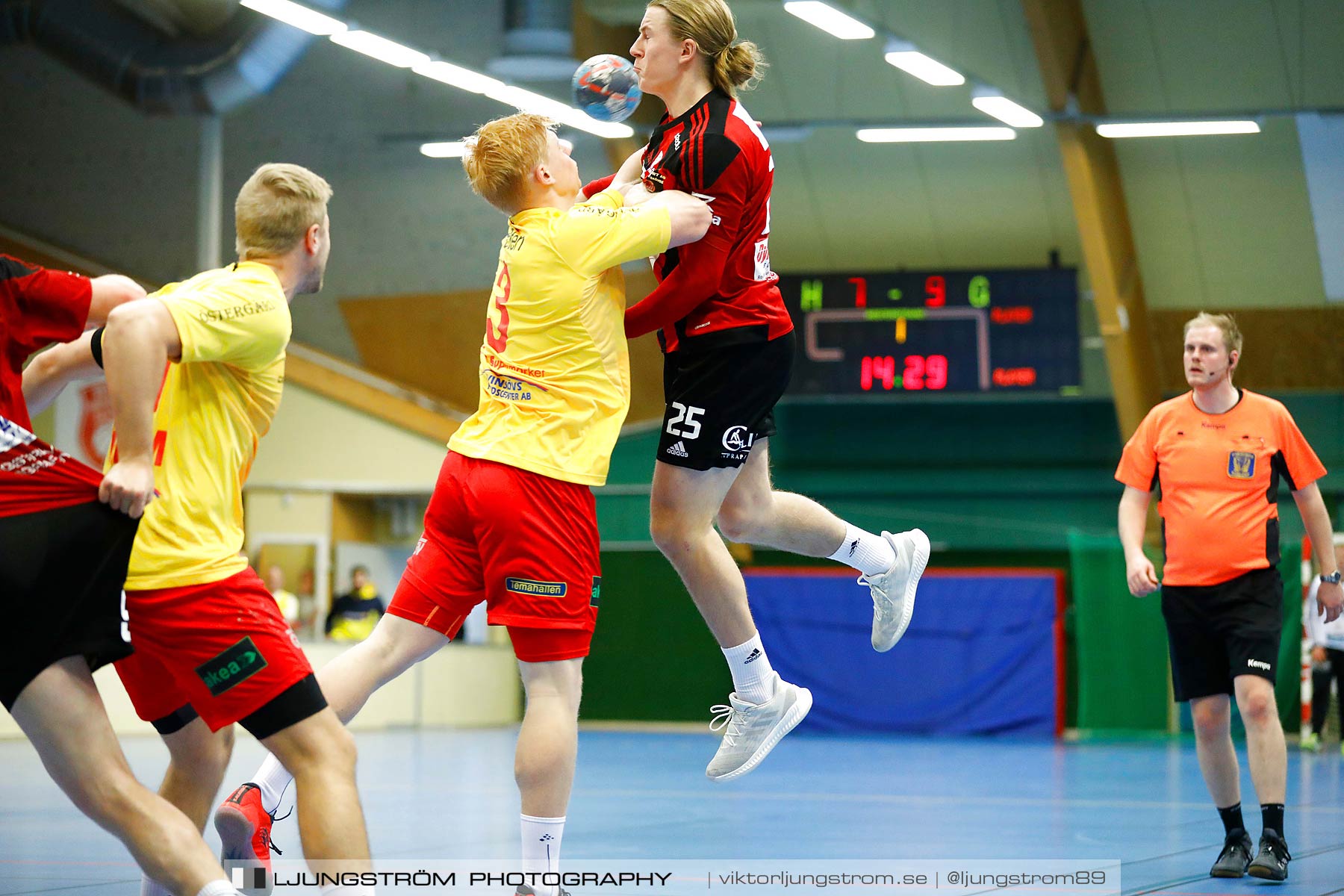 HK Country-Vinslövs HK 26-33,herr,Skövde Idrottshall,Skövde,Sverige,Handboll,,2018,208408