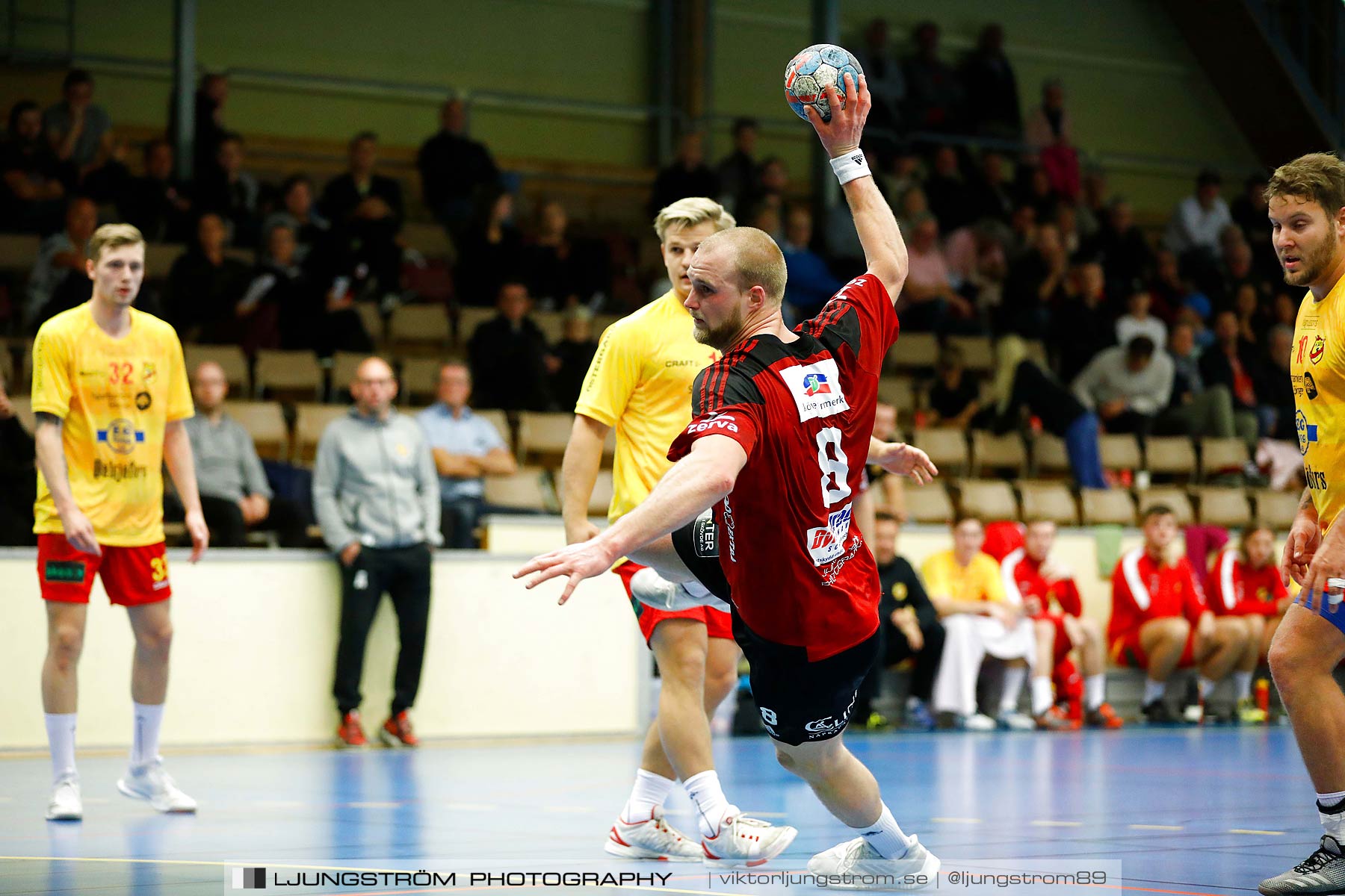 HK Country-Vinslövs HK 26-33,herr,Skövde Idrottshall,Skövde,Sverige,Handboll,,2018,208409