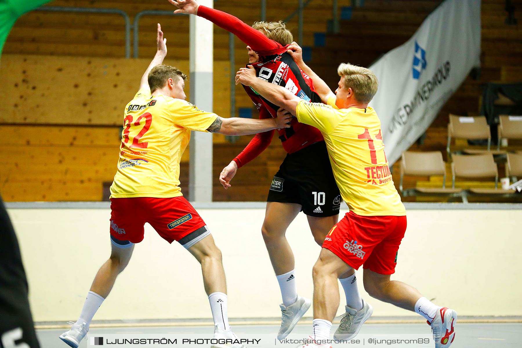 HK Country-Vinslövs HK 26-33,herr,Skövde Idrottshall,Skövde,Sverige,Handboll,,2018,208422