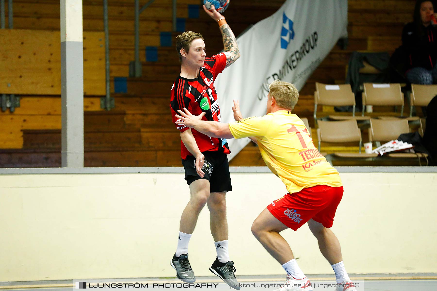 HK Country-Vinslövs HK 26-33,herr,Skövde Idrottshall,Skövde,Sverige,Handboll,,2018,208423