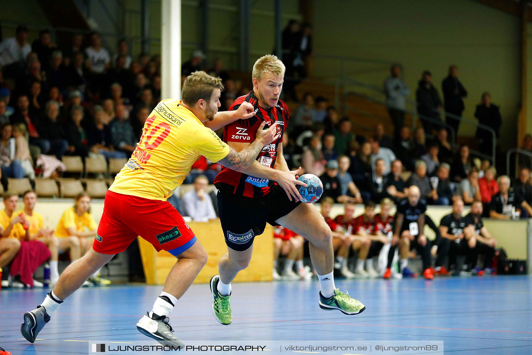 HK Country-Vinslövs HK 26-33,herr,Skövde Idrottshall,Skövde,Sverige,Handboll,,2018,208427