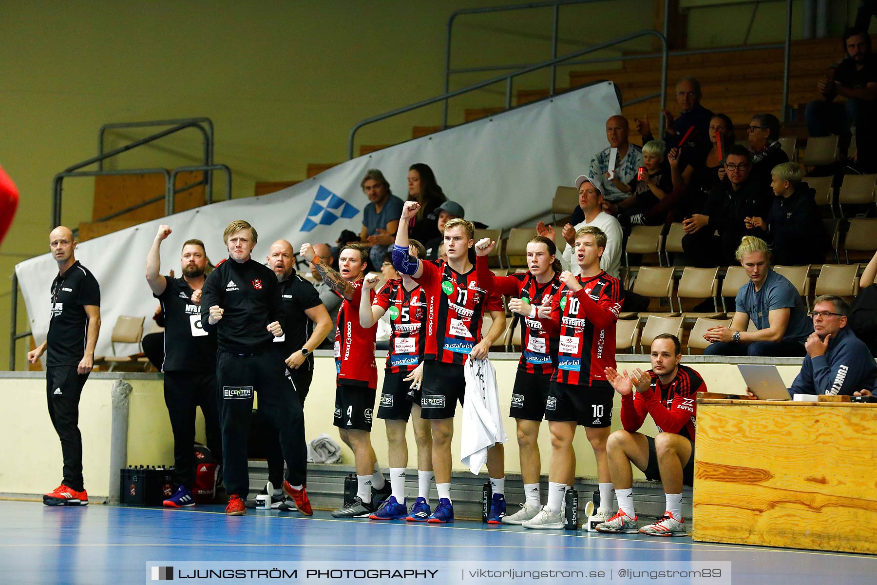 HK Country-Vinslövs HK 26-33,herr,Skövde Idrottshall,Skövde,Sverige,Handboll,,2018,208469