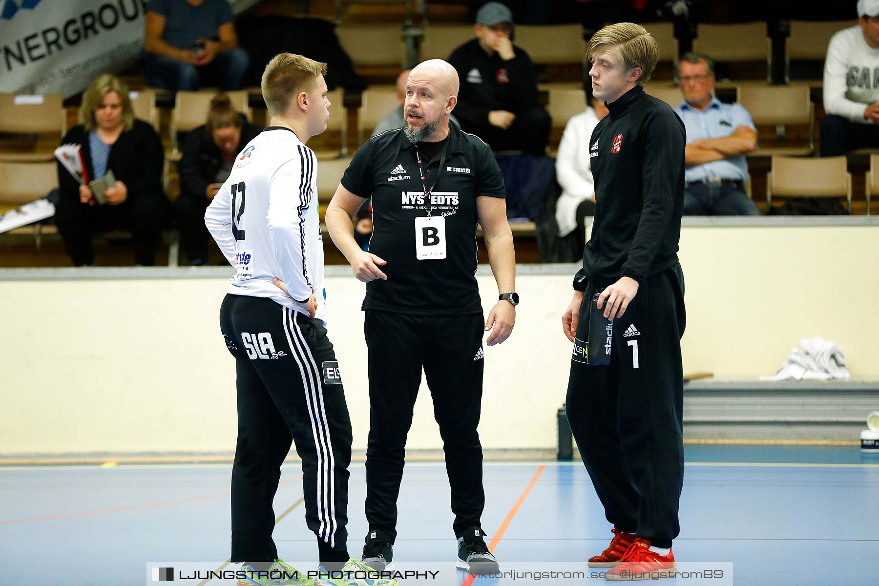 HK Country-Vinslövs HK 26-33,herr,Skövde Idrottshall,Skövde,Sverige,Handboll,,2018,208482