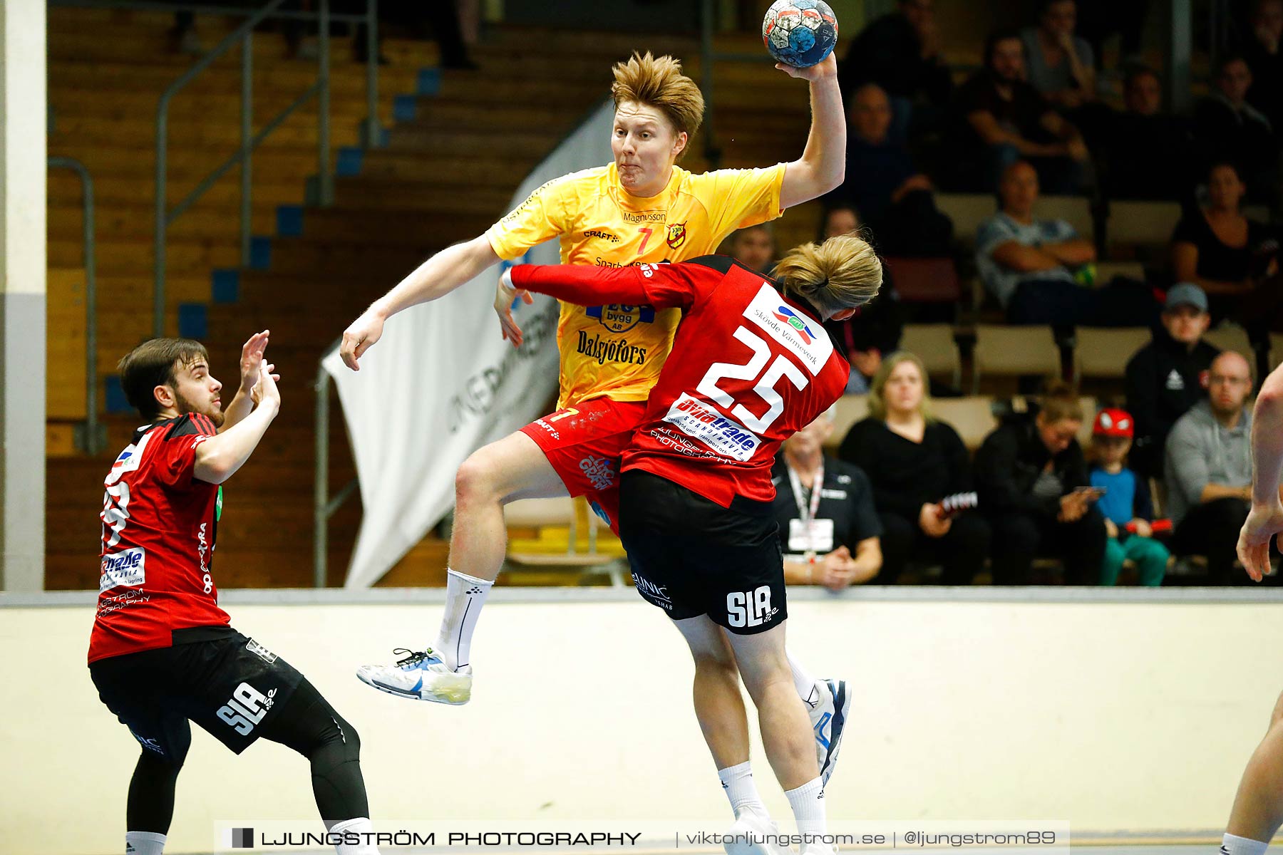 HK Country-Vinslövs HK 26-33,herr,Skövde Idrottshall,Skövde,Sverige,Handboll,,2018,208489