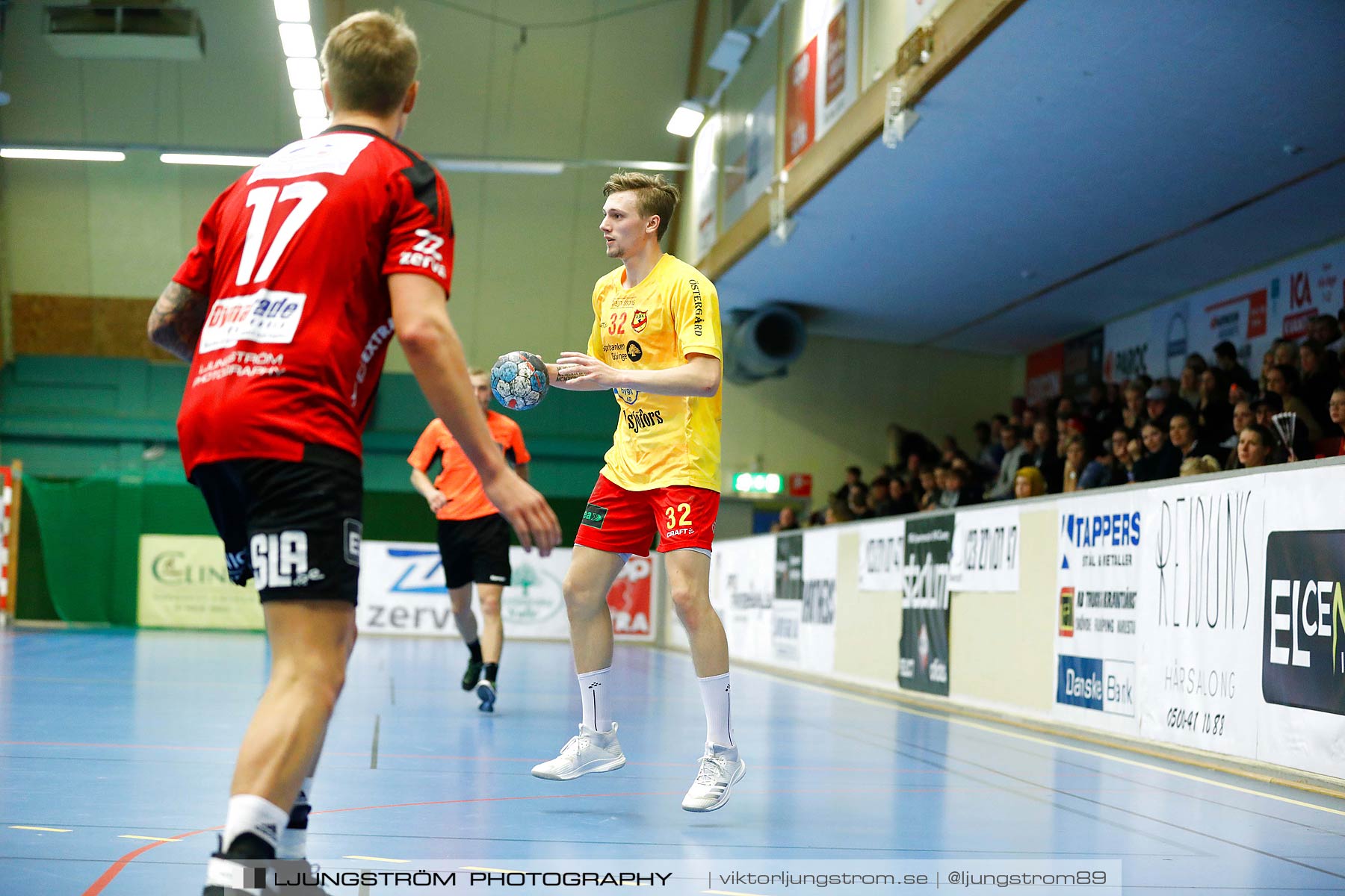 HK Country-Vinslövs HK 26-33,herr,Skövde Idrottshall,Skövde,Sverige,Handboll,,2018,208492