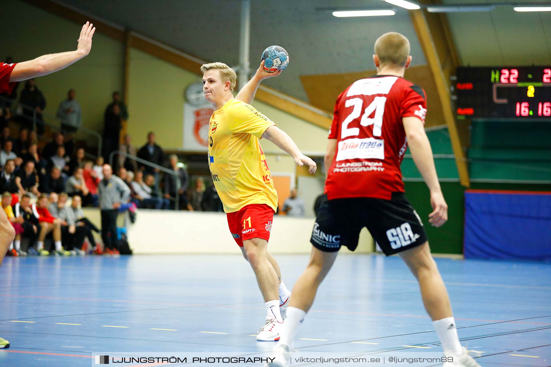 HK Country-Vinslövs HK 26-33,herr,Skövde Idrottshall,Skövde,Sverige,Handboll,,2018,208493