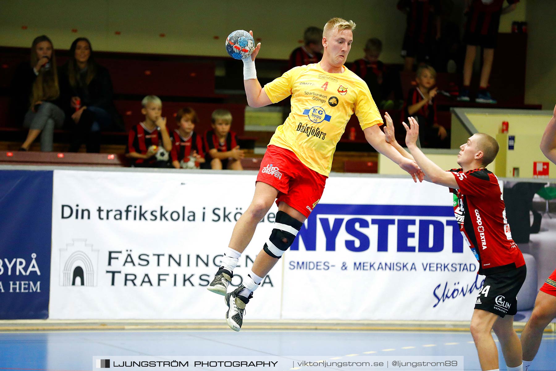 HK Country-Vinslövs HK 26-33,herr,Skövde Idrottshall,Skövde,Sverige,Handboll,,2018,208519