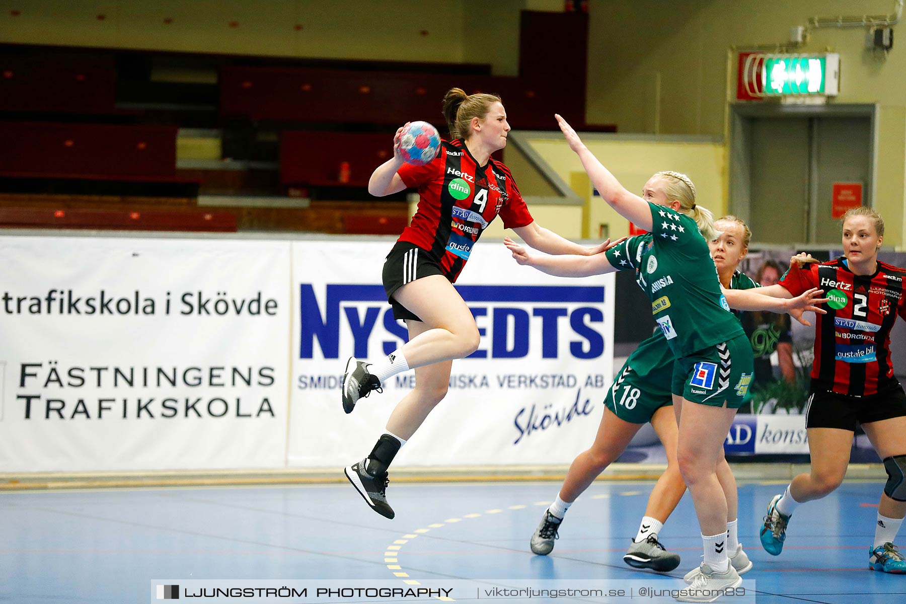 HK Country-GF Kroppskultur 13-30,dam,Skövde Idrottshall,Skövde,Sverige,Handboll,,2018,208545