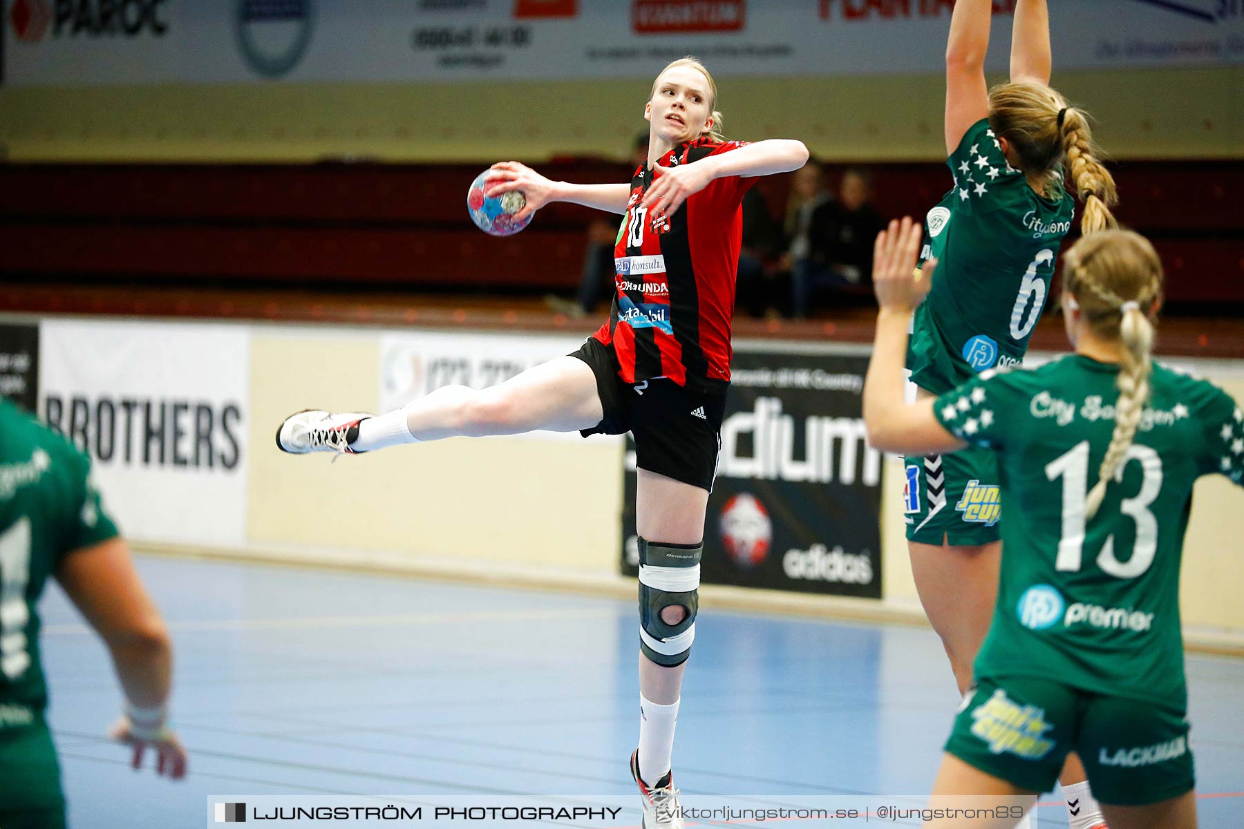 HK Country-GF Kroppskultur 13-30,dam,Skövde Idrottshall,Skövde,Sverige,Handboll,,2018,208550