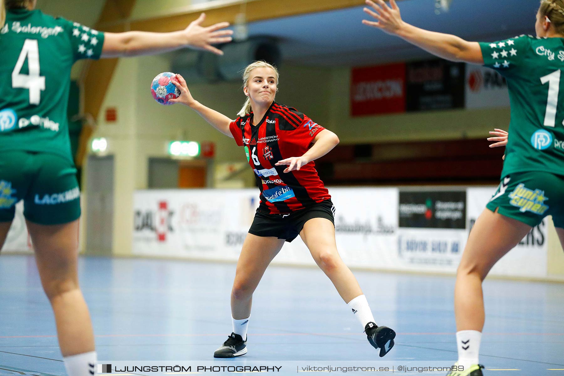 HK Country-GF Kroppskultur 13-30,dam,Skövde Idrottshall,Skövde,Sverige,Handboll,,2018,208563