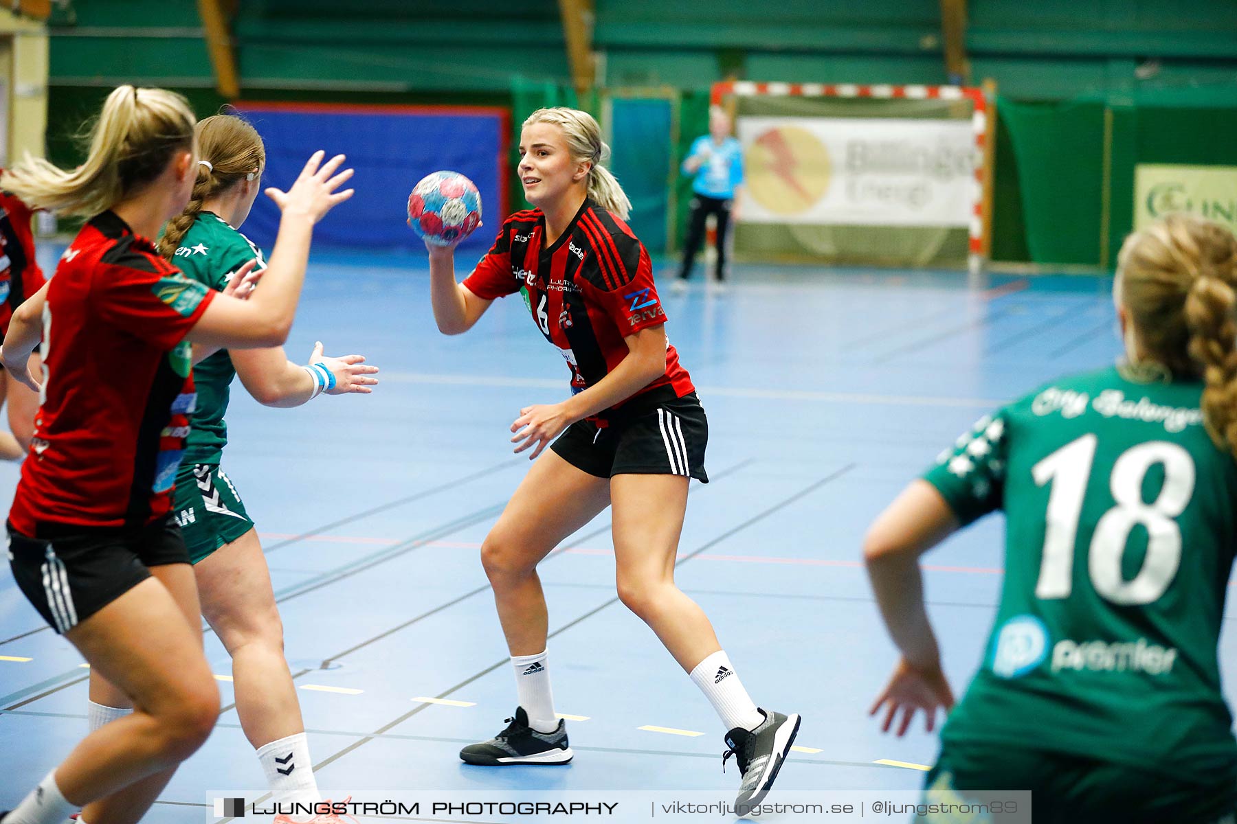 HK Country-GF Kroppskultur 13-30,dam,Skövde Idrottshall,Skövde,Sverige,Handboll,,2018,208567