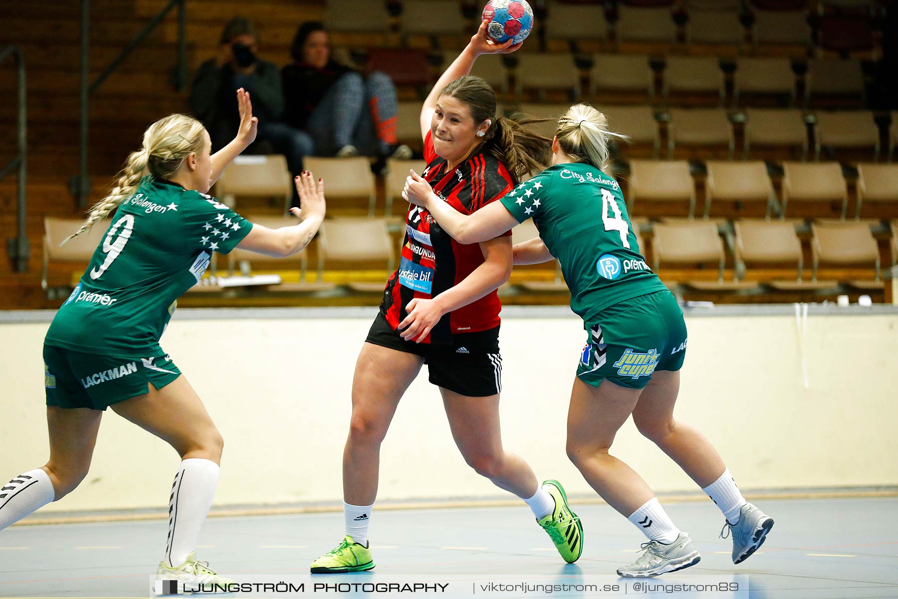 HK Country-GF Kroppskultur 13-30,dam,Skövde Idrottshall,Skövde,Sverige,Handboll,,2018,208569