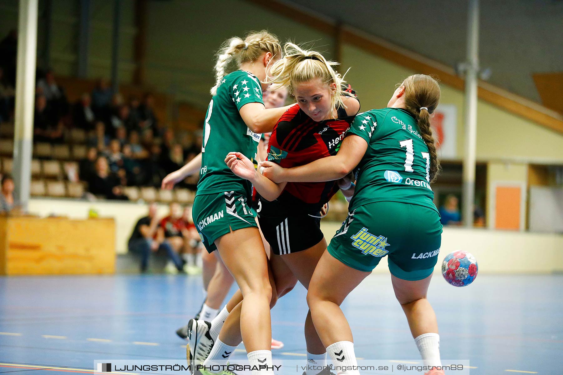 HK Country-GF Kroppskultur 13-30,dam,Skövde Idrottshall,Skövde,Sverige,Handboll,,2018,208577