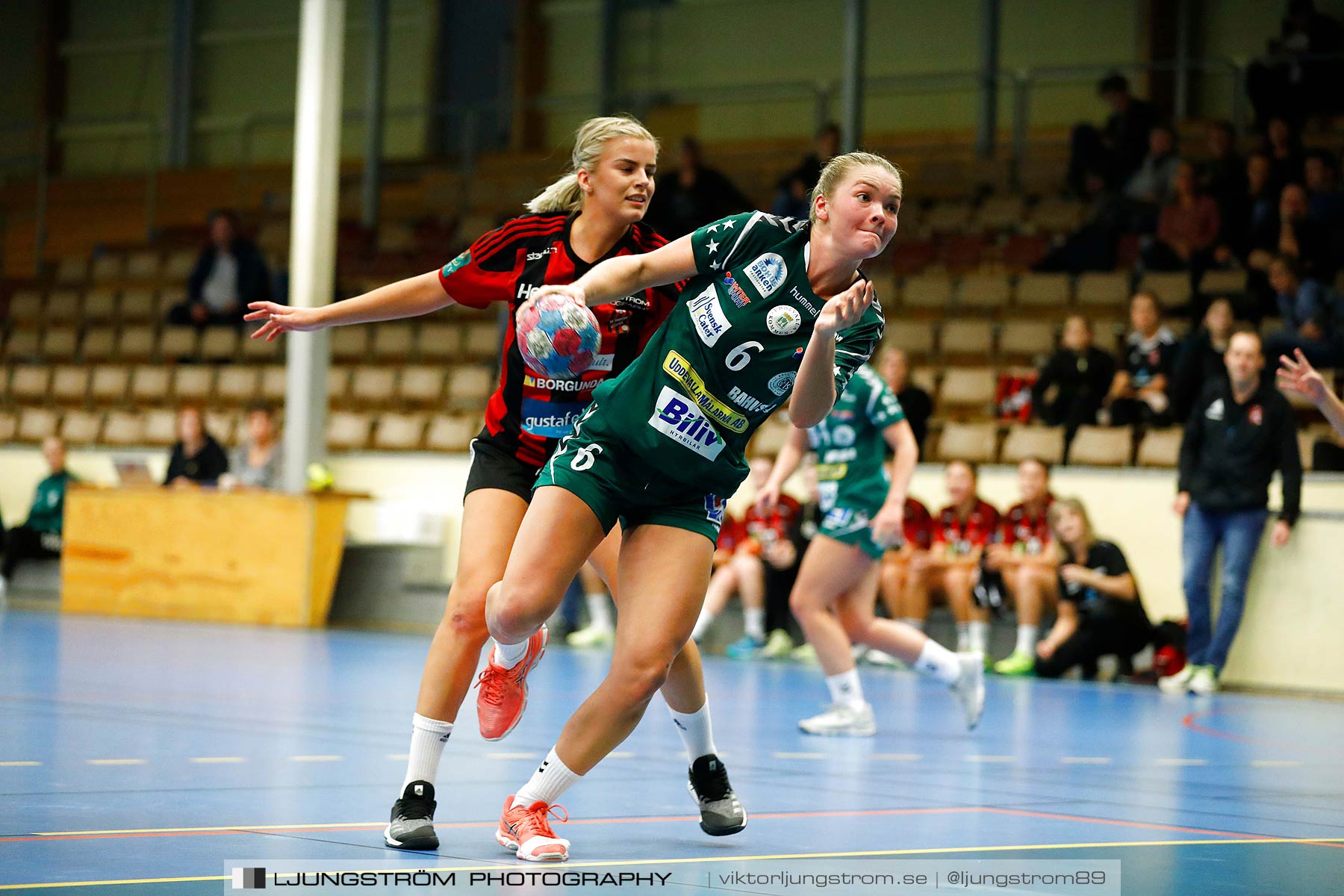 HK Country-GF Kroppskultur 13-30,dam,Skövde Idrottshall,Skövde,Sverige,Handboll,,2018,208584