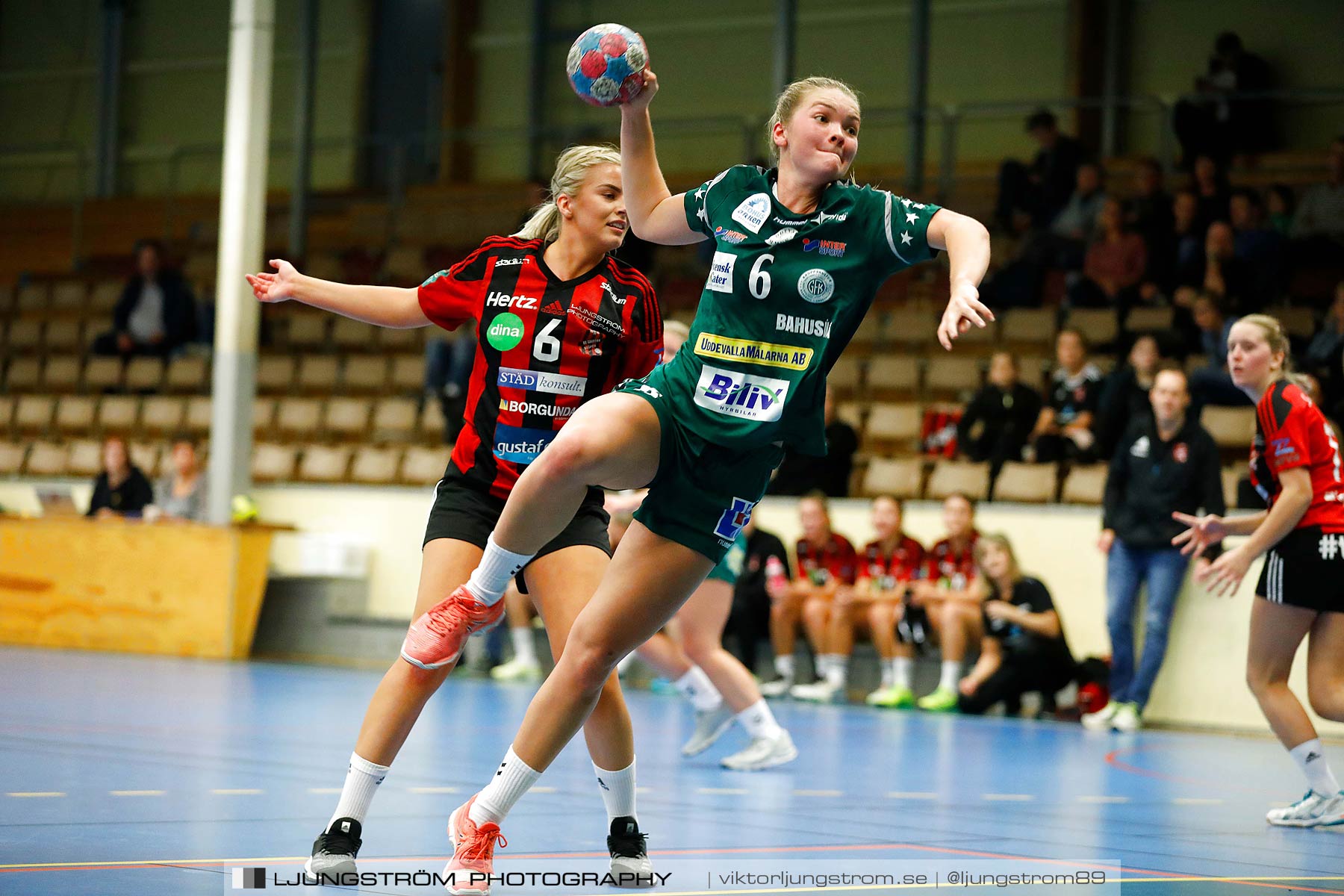 HK Country-GF Kroppskultur 13-30,dam,Skövde Idrottshall,Skövde,Sverige,Handboll,,2018,208585