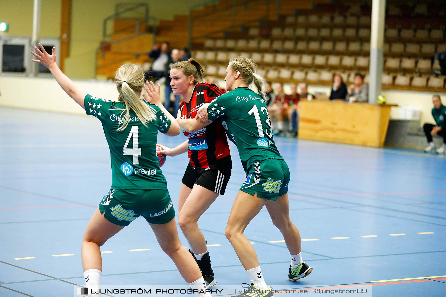 HK Country-GF Kroppskultur 13-30,dam,Skövde Idrottshall,Skövde,Sverige,Handboll,,2018,208597