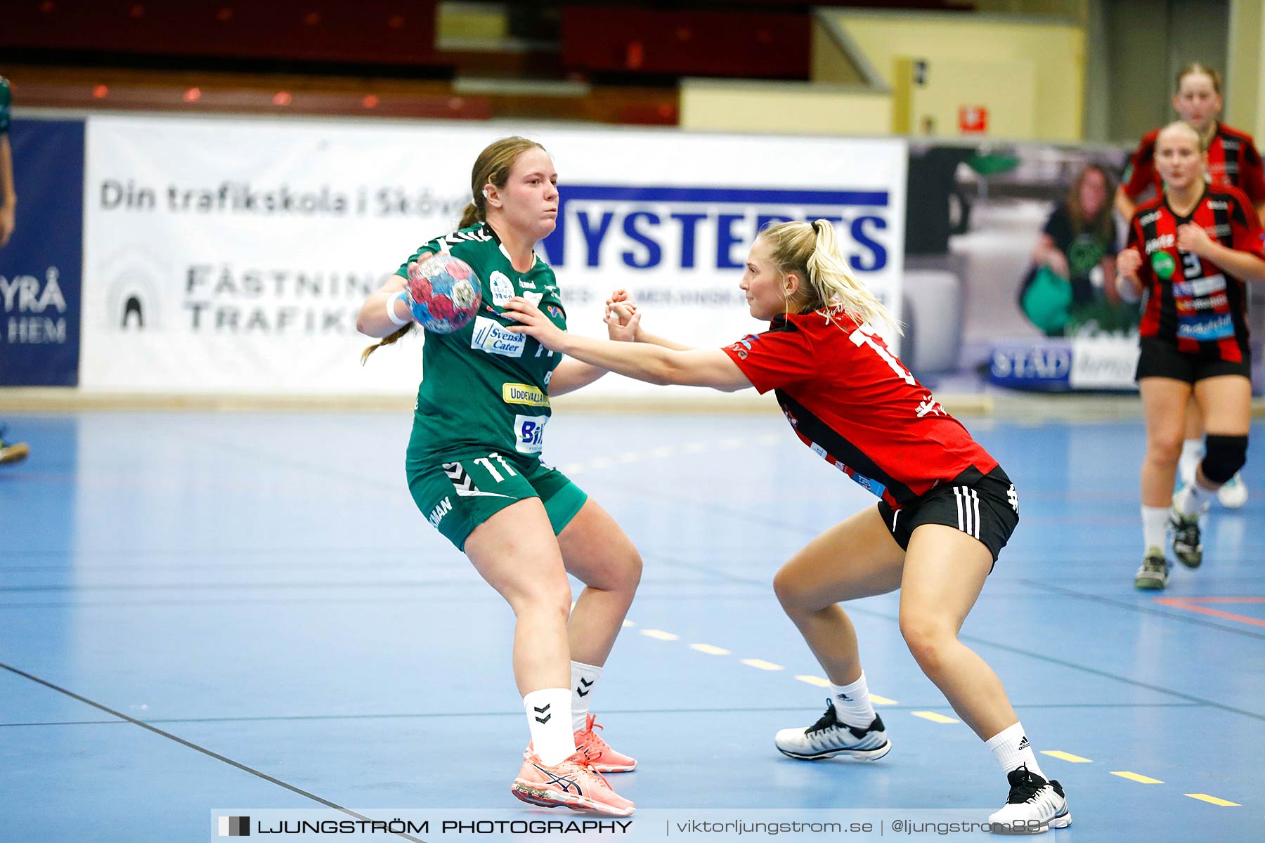 HK Country-GF Kroppskultur 13-30,dam,Skövde Idrottshall,Skövde,Sverige,Handboll,,2018,208632