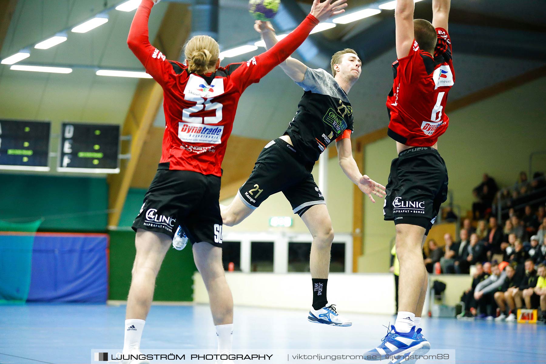 HP Skövde-HK Country 25-21,herr,Skövde Idrottshall,Skövde,Sverige,Handboll,,2018,209082