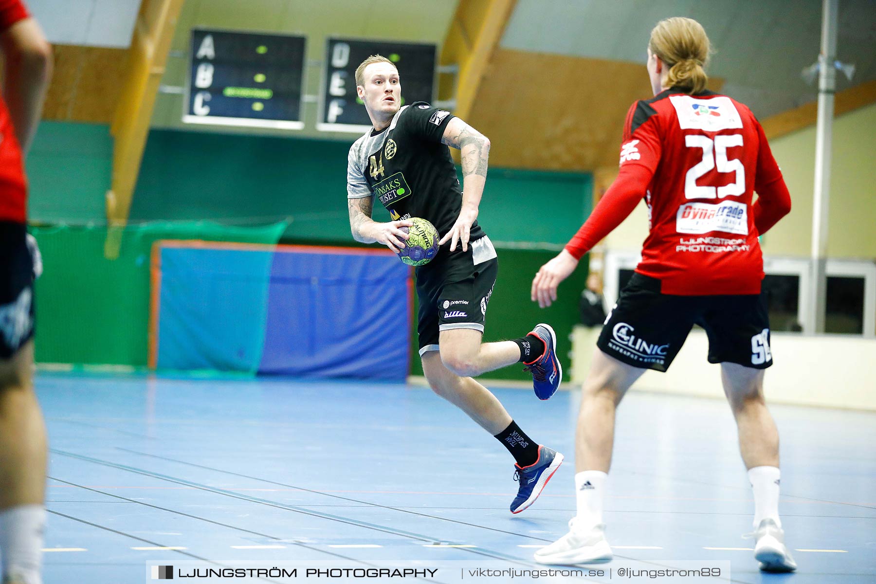 HP Skövde-HK Country 25-21,herr,Skövde Idrottshall,Skövde,Sverige,Handboll,,2018,209086